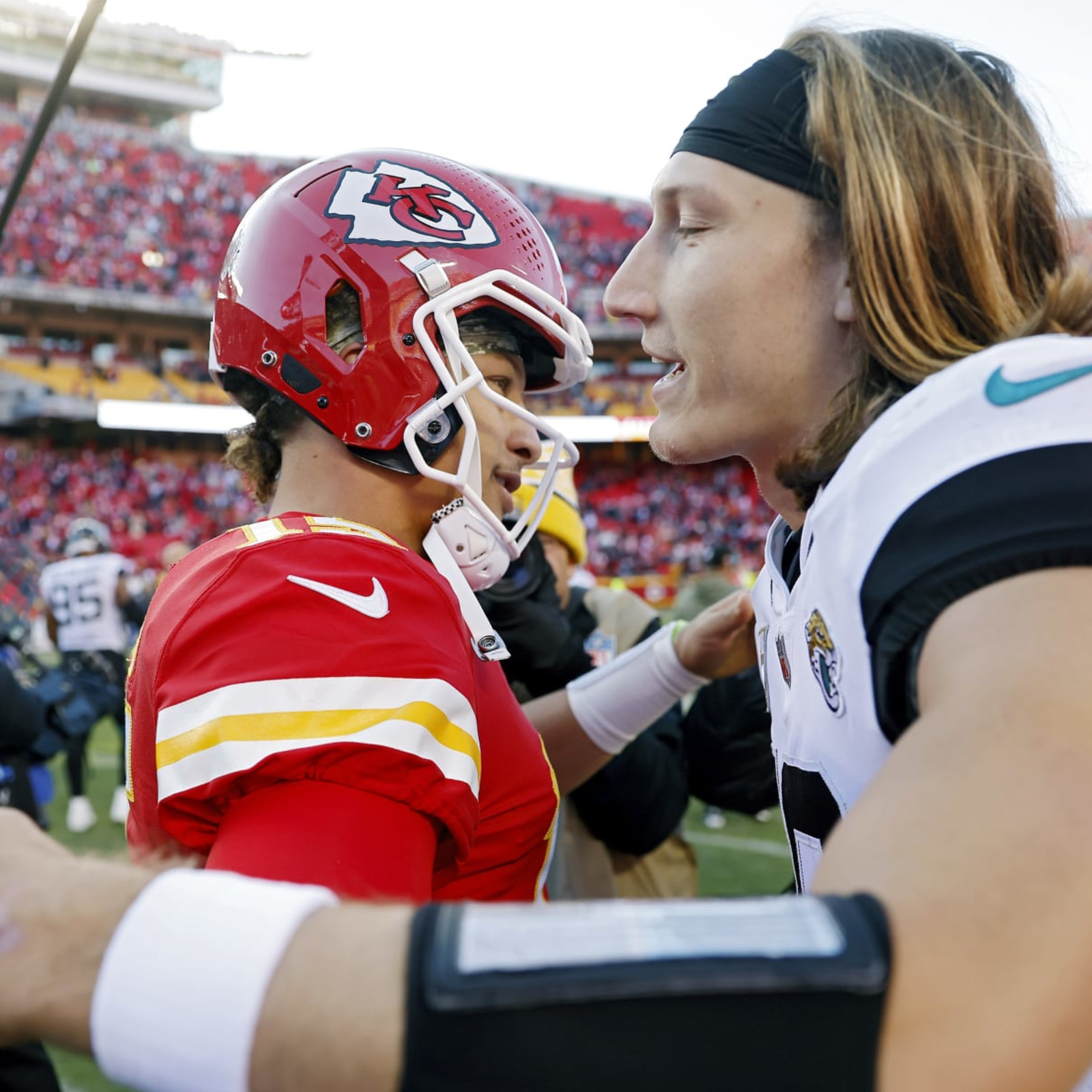 Chiefs vs Chargers Live Streaming Scoreboard, Play-By-Play, Highlights,  Stats, Updates