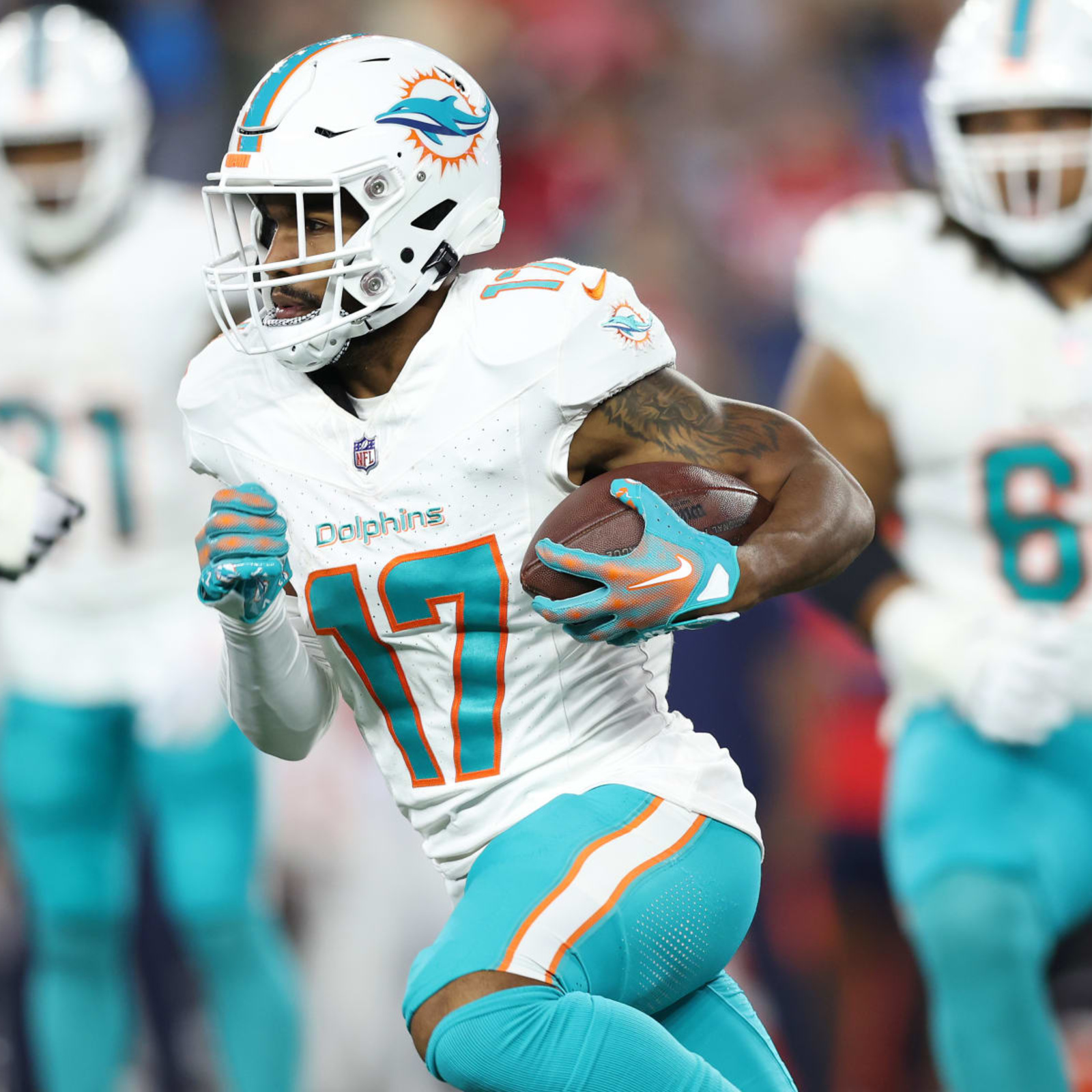 Dolphins' Jaylen Waddle may miss Broncos game with concussion