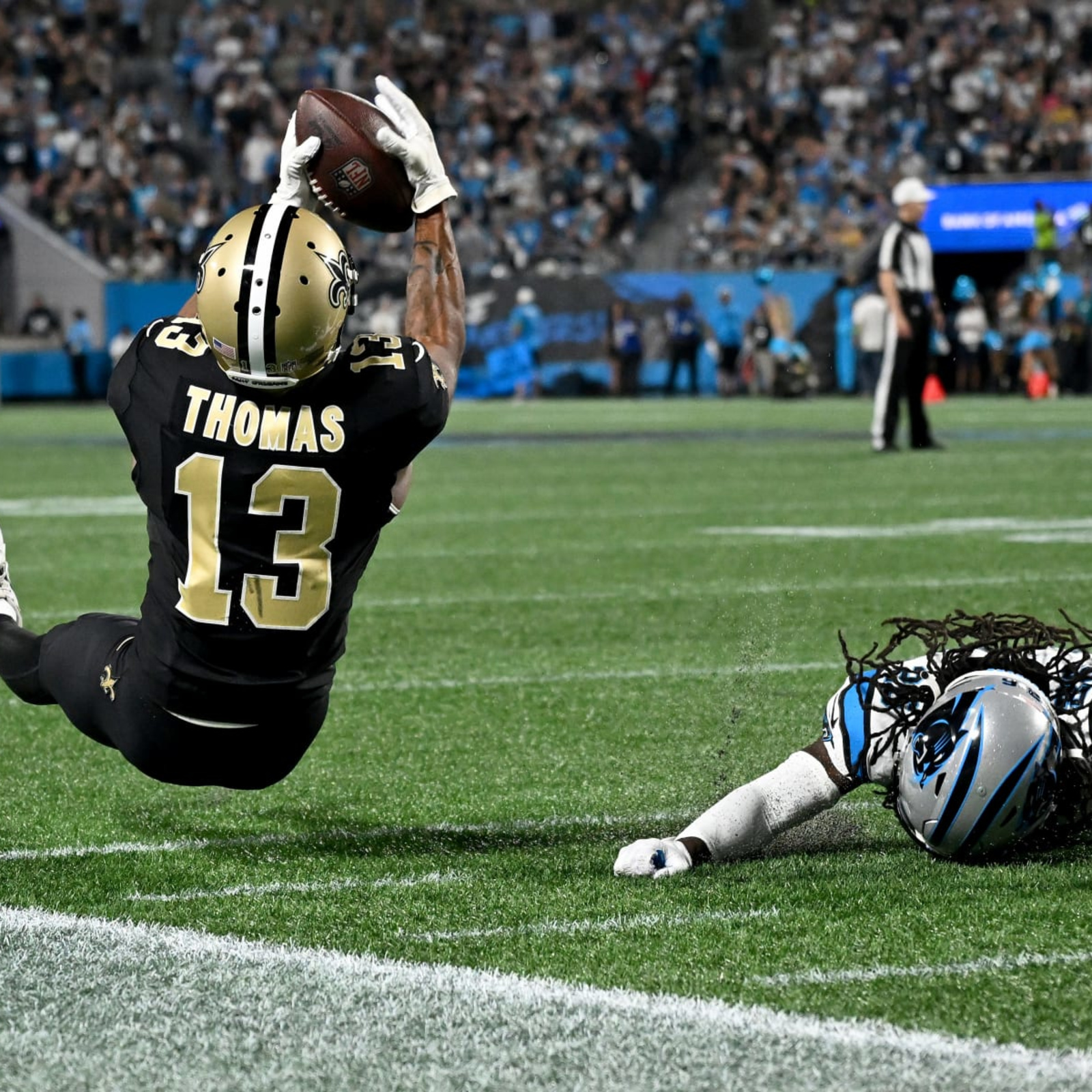 LOOK: Panthers' Derrick Brown confronts Michael Thomas in tunnel postgame;  Saints HC addresses heated exchange 