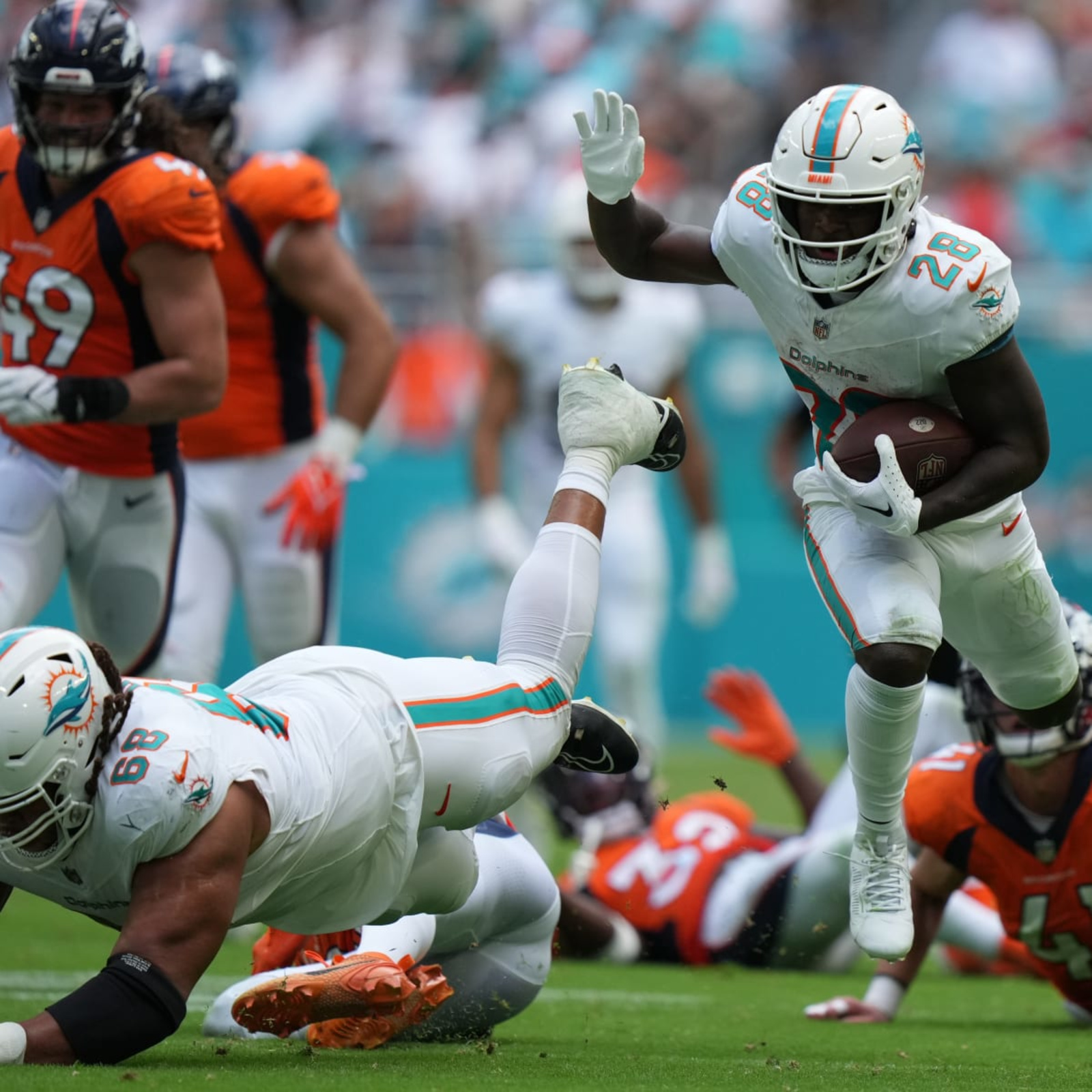 Dolphins, Chargers provide plenty of fantasy fireworks