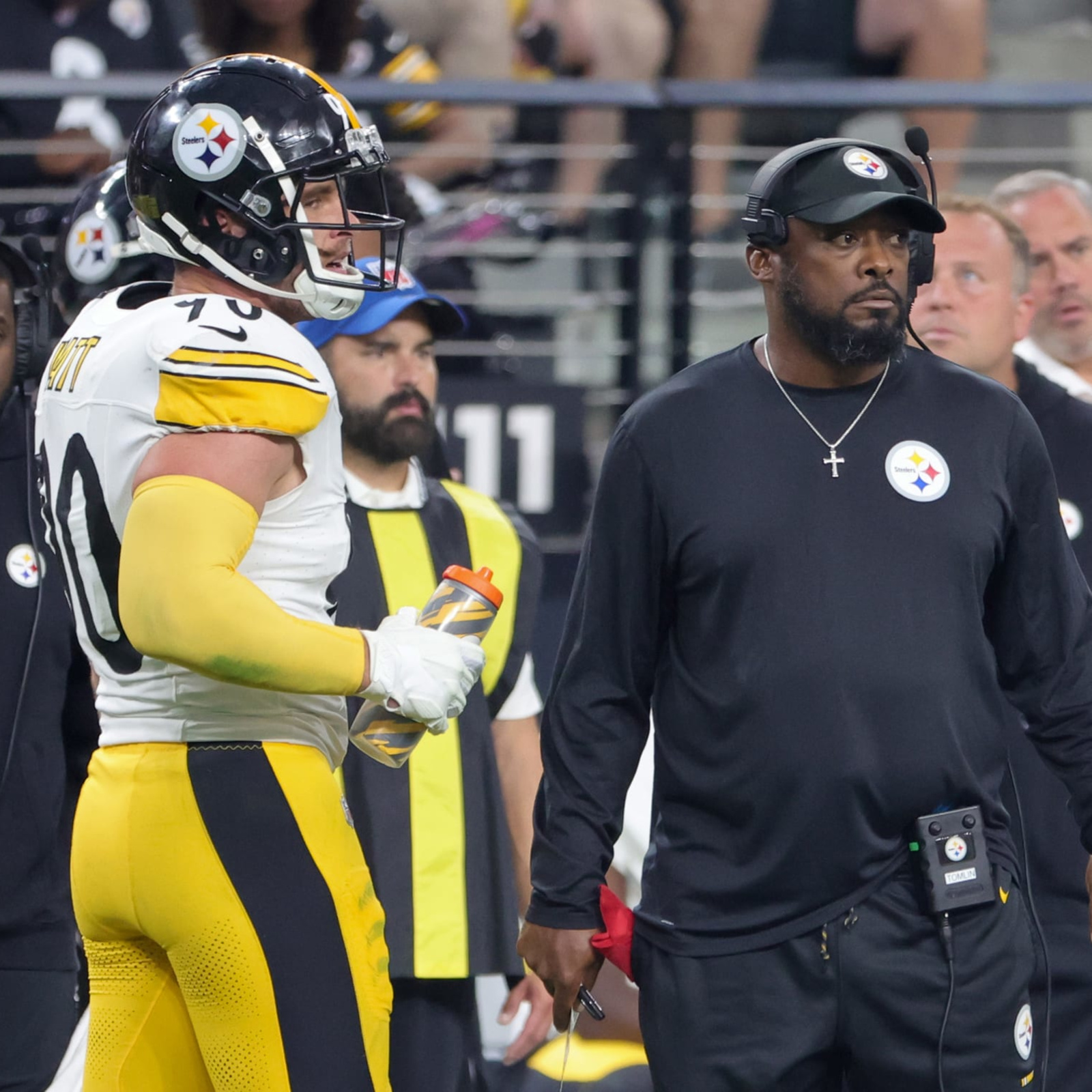 Steelers' team plane makes emergency landing in Kansas City, no injuries  reported