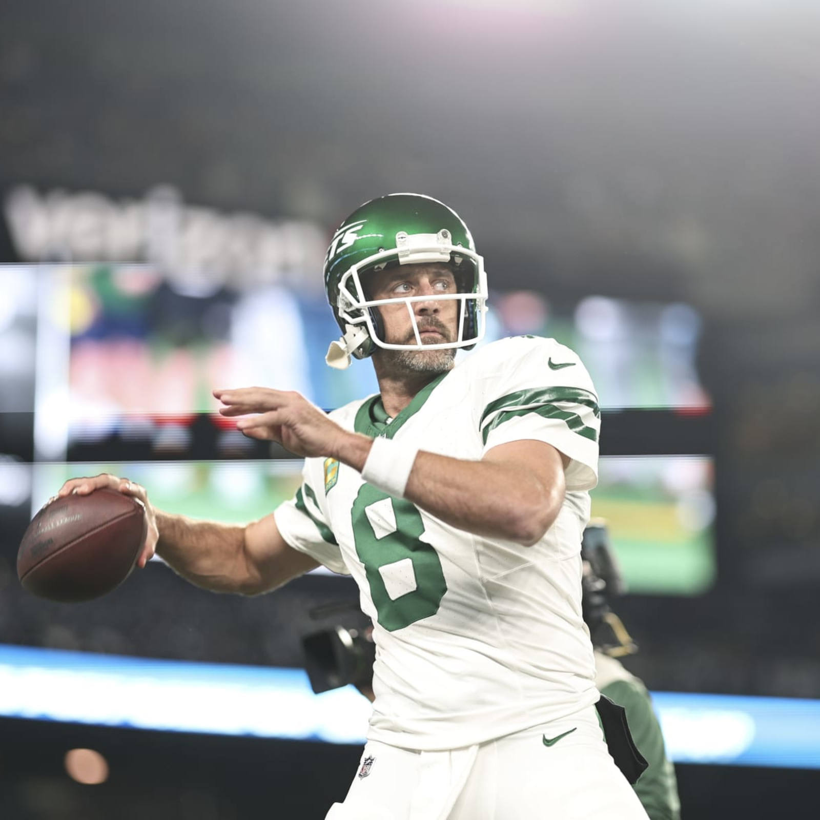 Aaron Rodgers wants the Jets to GROW UP & NOT POINT FINGERS