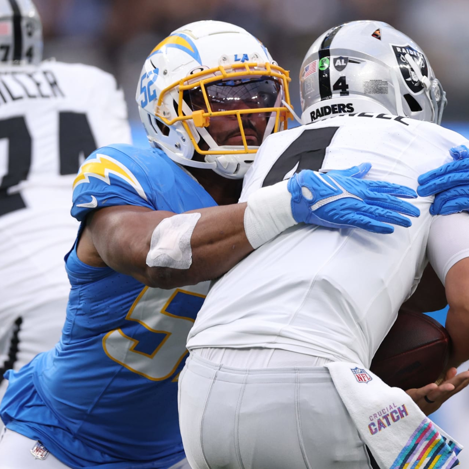 Khalil Mack collects career-high 6 sacks in Chargers' win vs. Raiders - The  Athletic