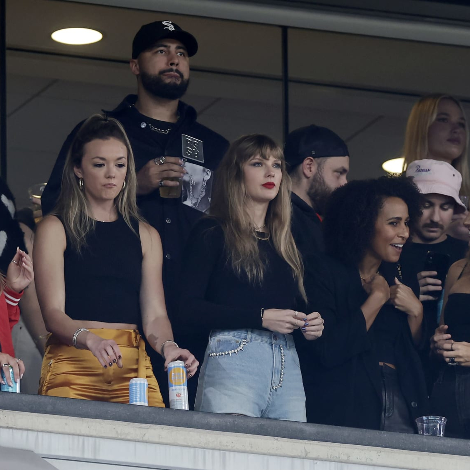 Taylor Swift's attendance at Chiefs game brings a spike in Travis Kelce  jersey sales