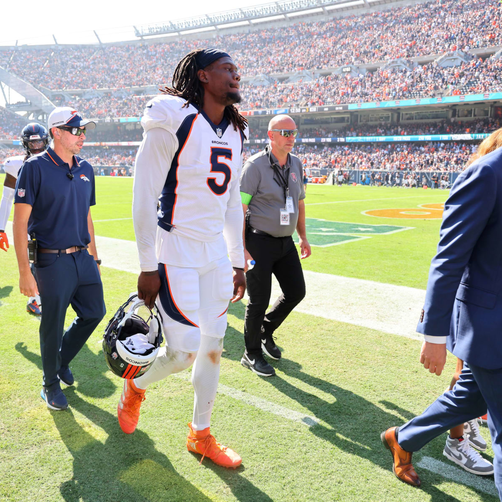 211 Denver Broncos Logo Stock Photos, High-Res Pictures, and Images - Getty  Images