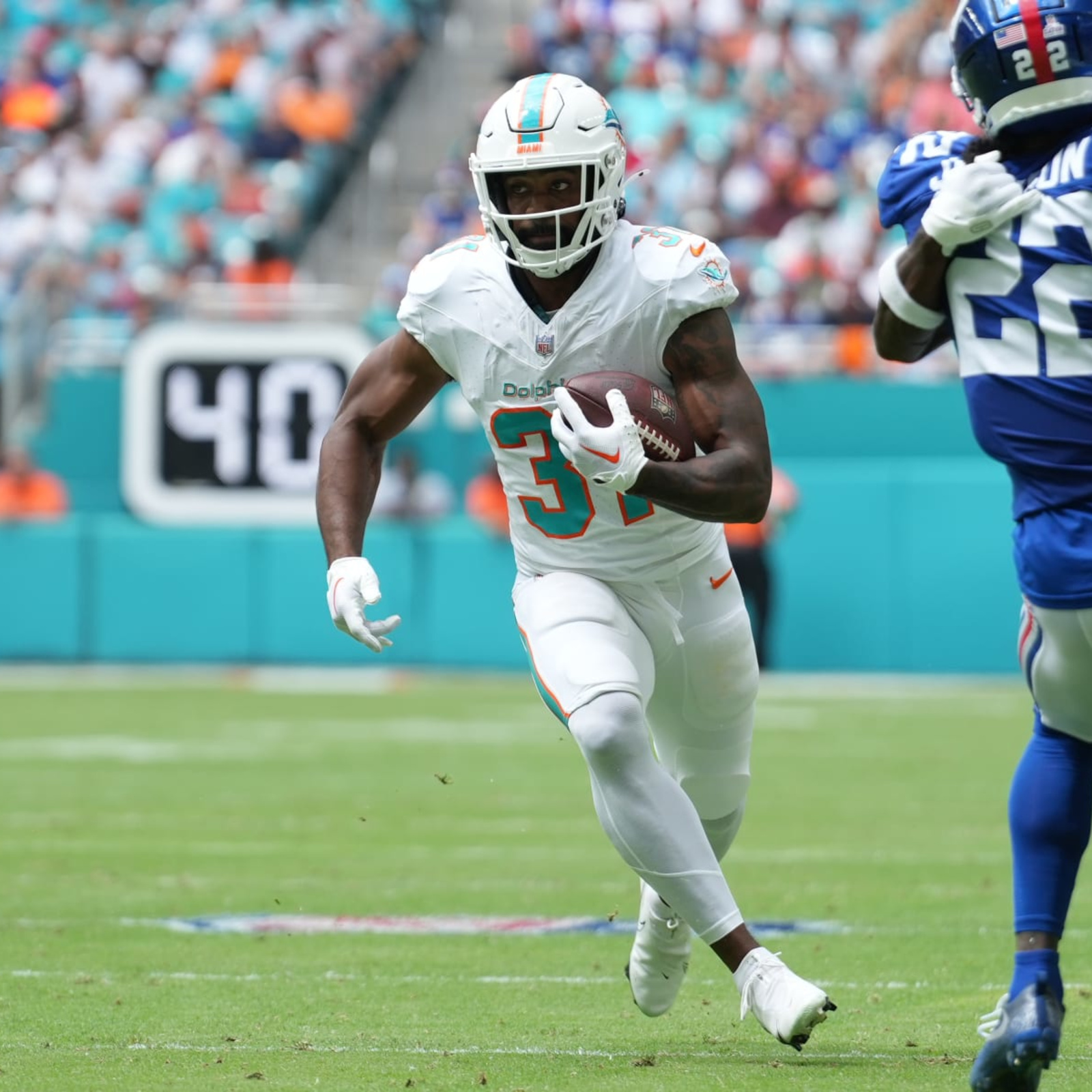 Should Raheem Mostert return as Miami's starting running back