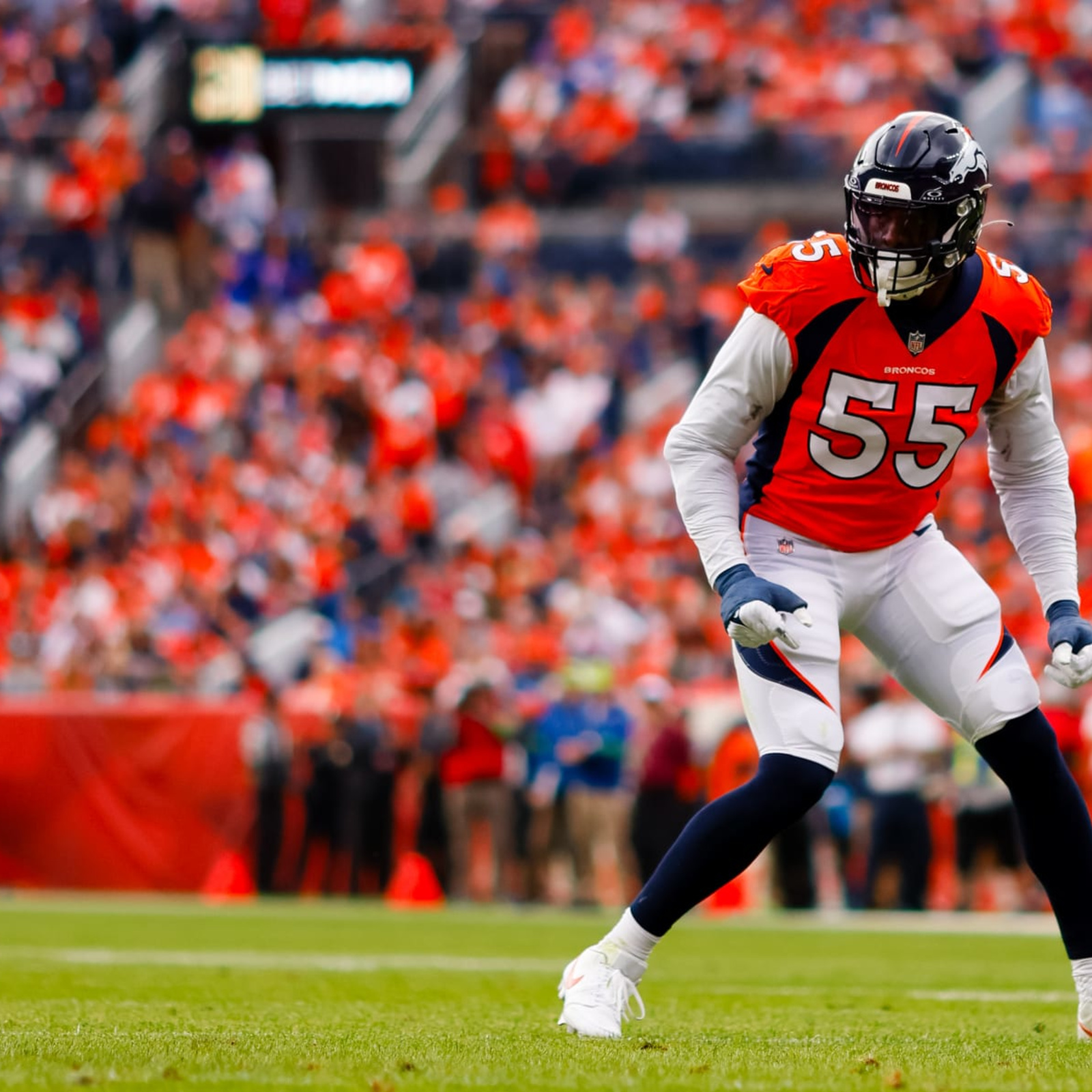 Broncos pass rusher Frank Clark (hip) expected to miss a couple weeks