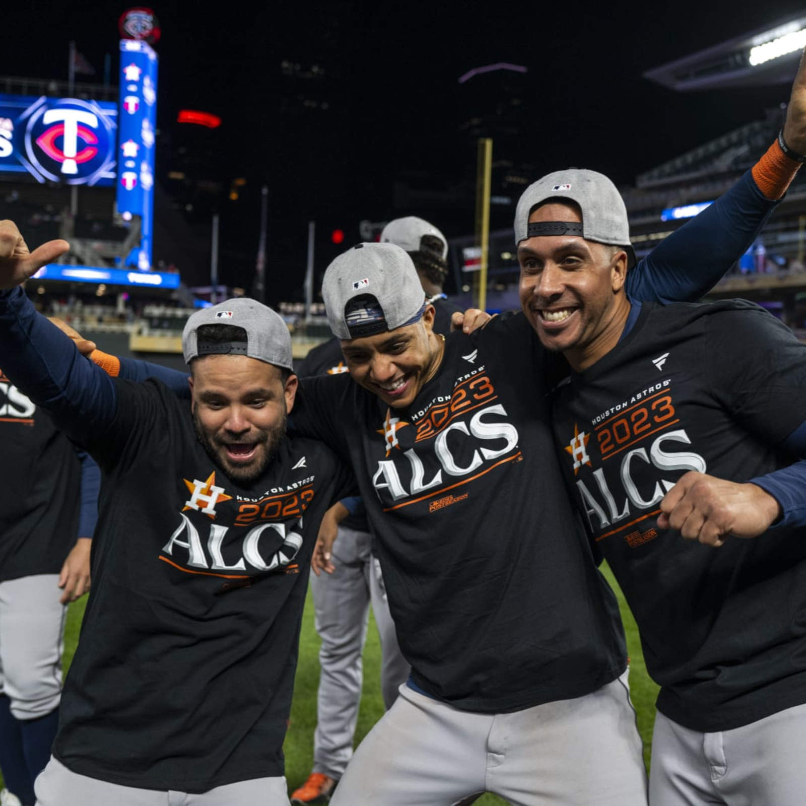 World Series 2023: Latest Predictions from MLB Twitter Amid Playoff Race, News, Scores, Highlights, Stats, and Rumors