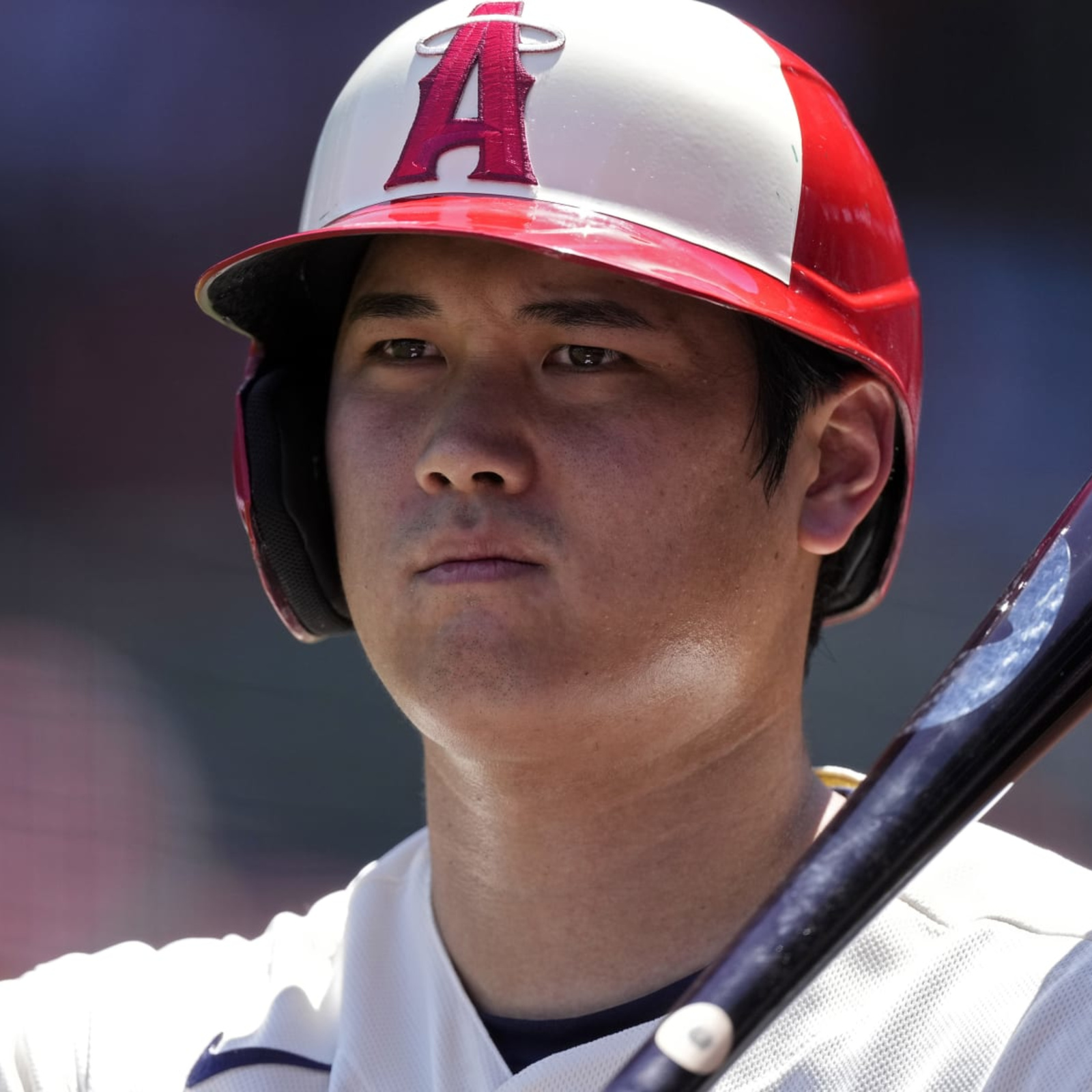 Fan favorite Shohei Ohtani tired of losing, vague on free agency