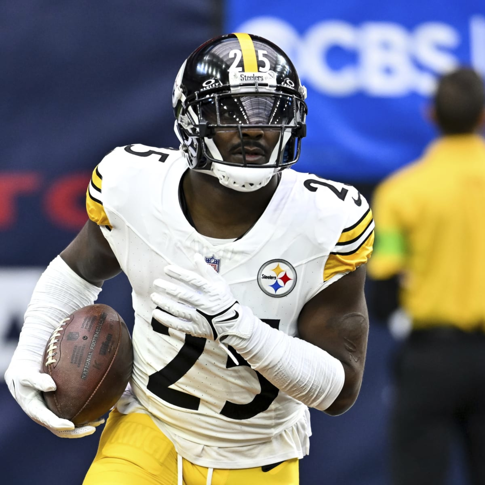 2023 Stock Watch - CB Desmond King - Stock Purchased - Steelers Depot