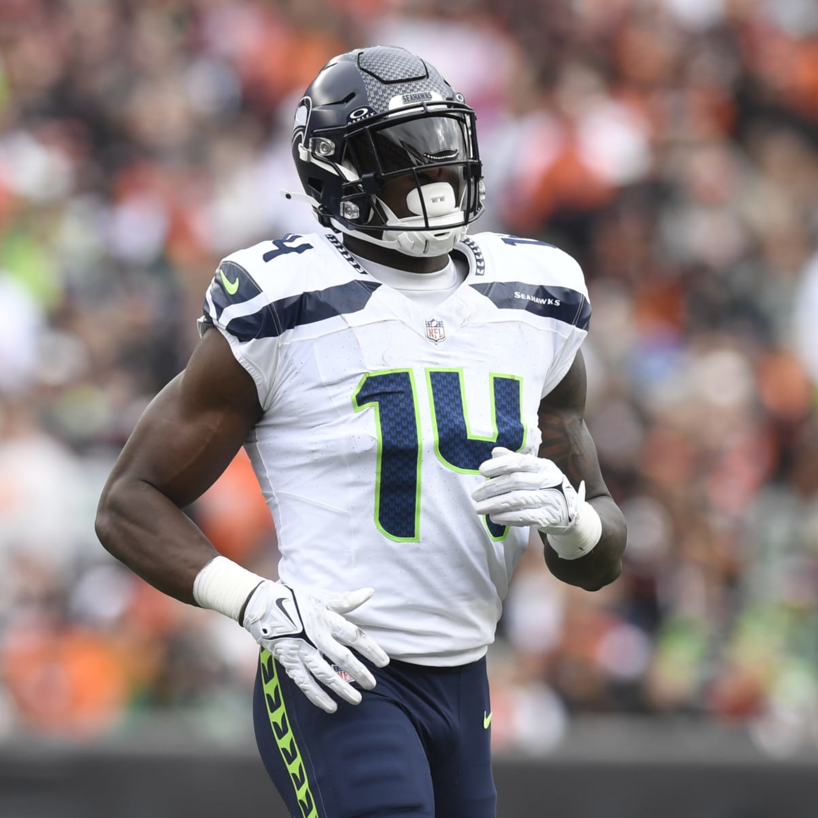 Seattle's DK Metcalf penalized for shoving Bengals' Cam Taylor-Britt