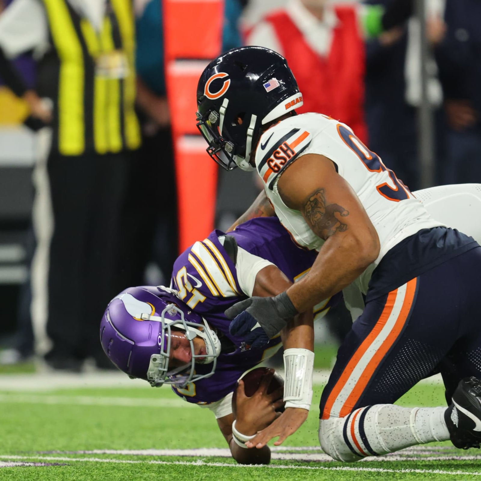 NFL Fans Ridicule Bears MNF Win vs. Vikings After Teams