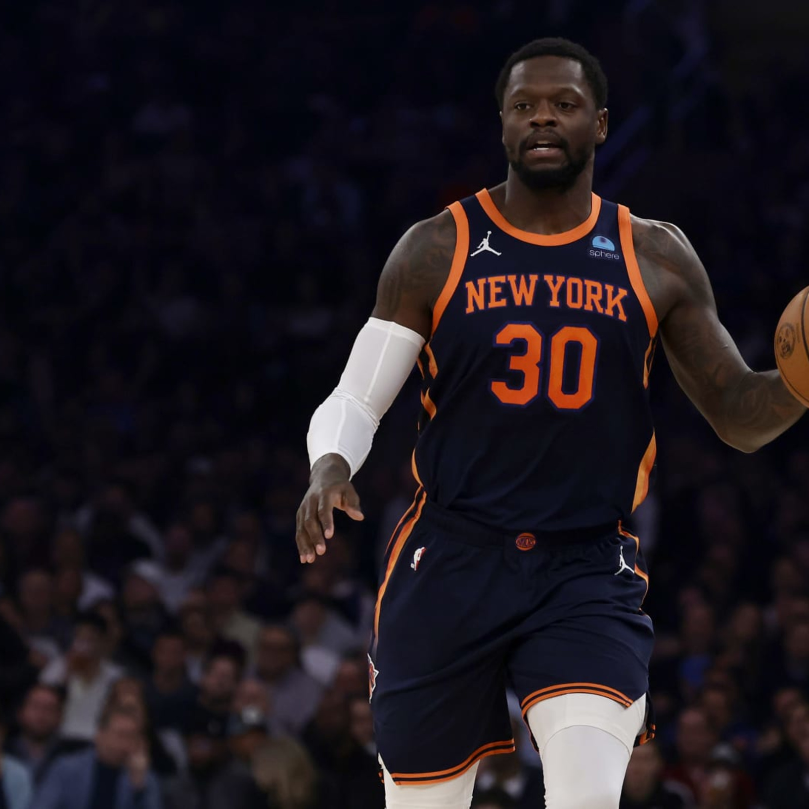 Knicks' Julius Randle Out at Least 2-3 Weeks with Dislocated Shoulder  Injury, News, Scores, Highlights, Stats, and Rumors