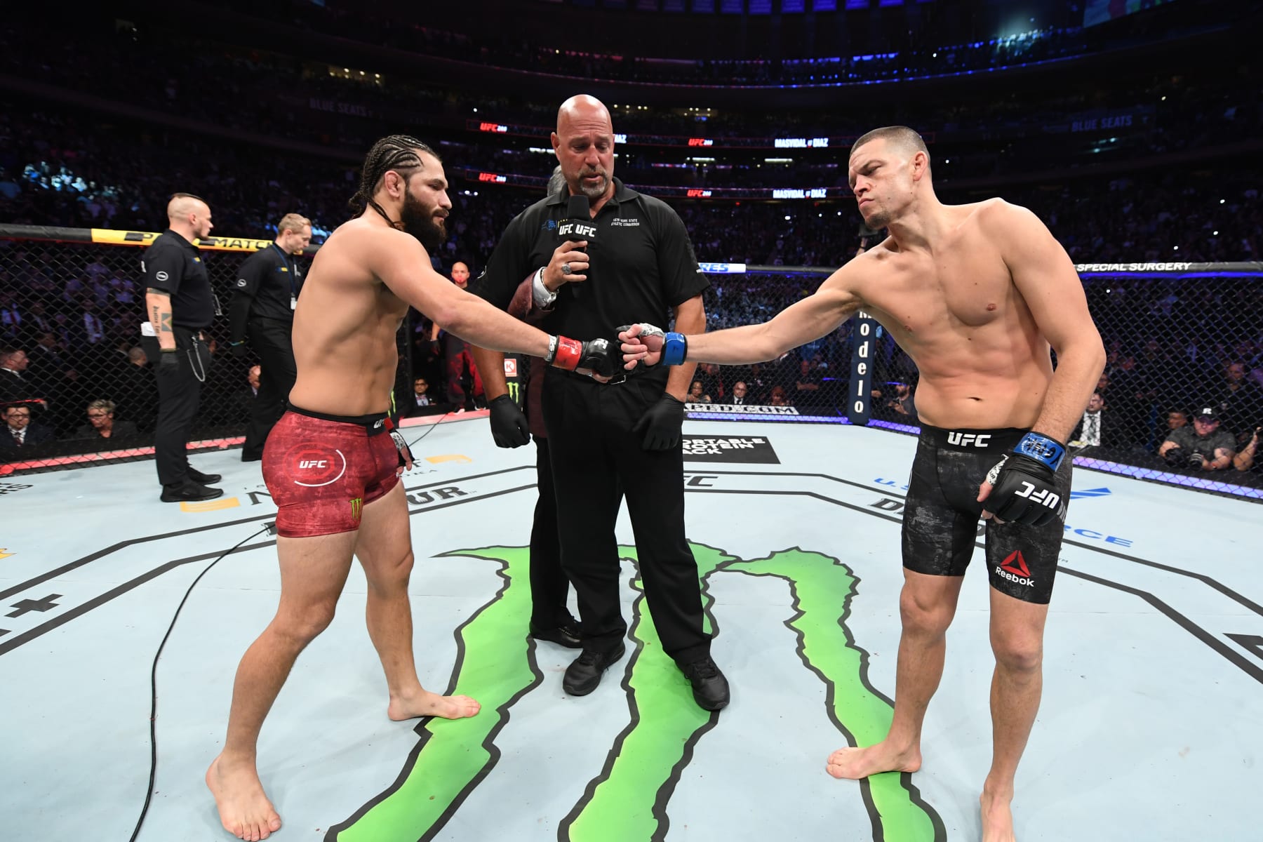 Nate Diaz Triumphs Over Jorge Masvidal in Epic 'Last Man Standing' Boxing Match - Diaz's Defensive Skills and Counterattacks