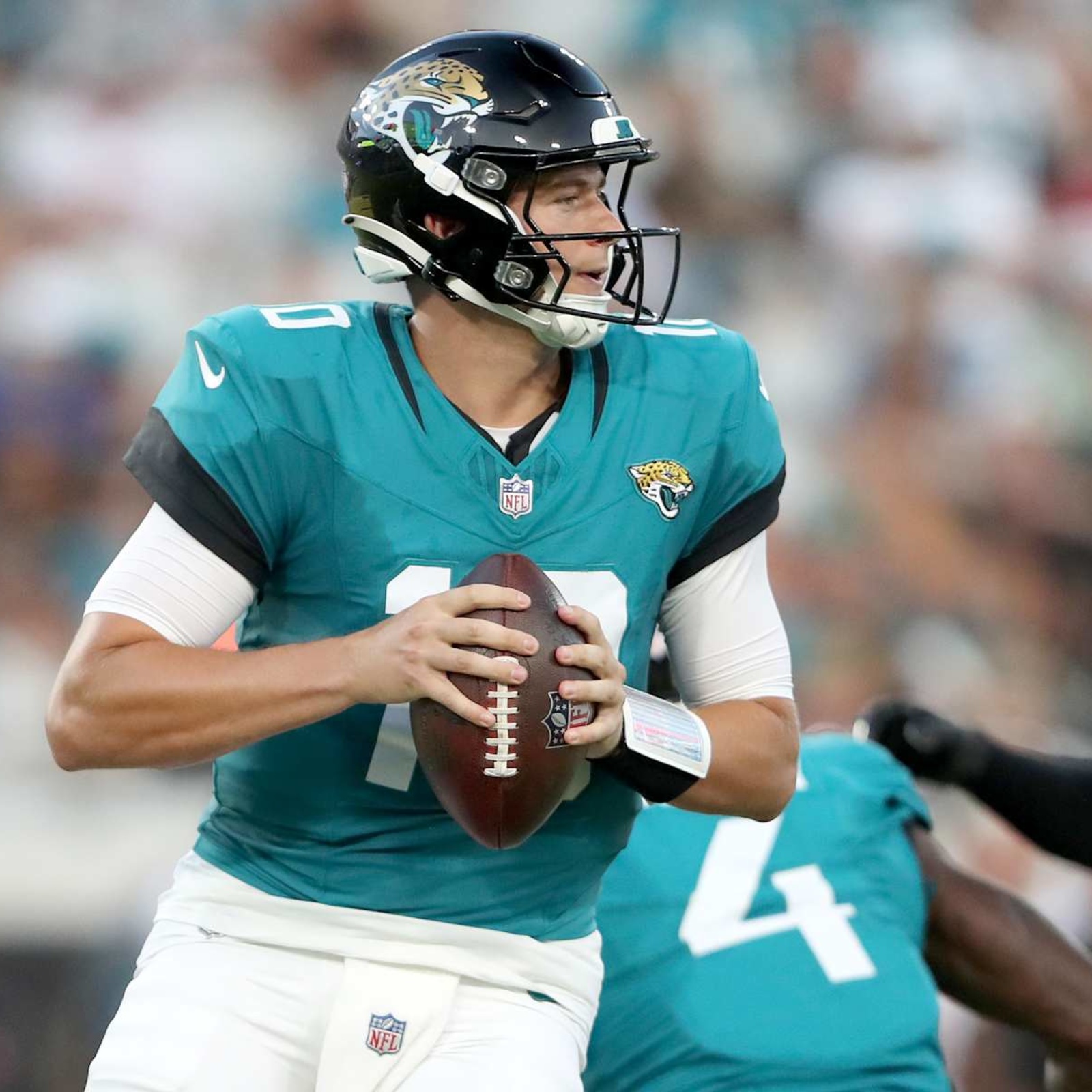 Jaguars' Mac Jones Hyped as QB1 Material By NFL Fans After
