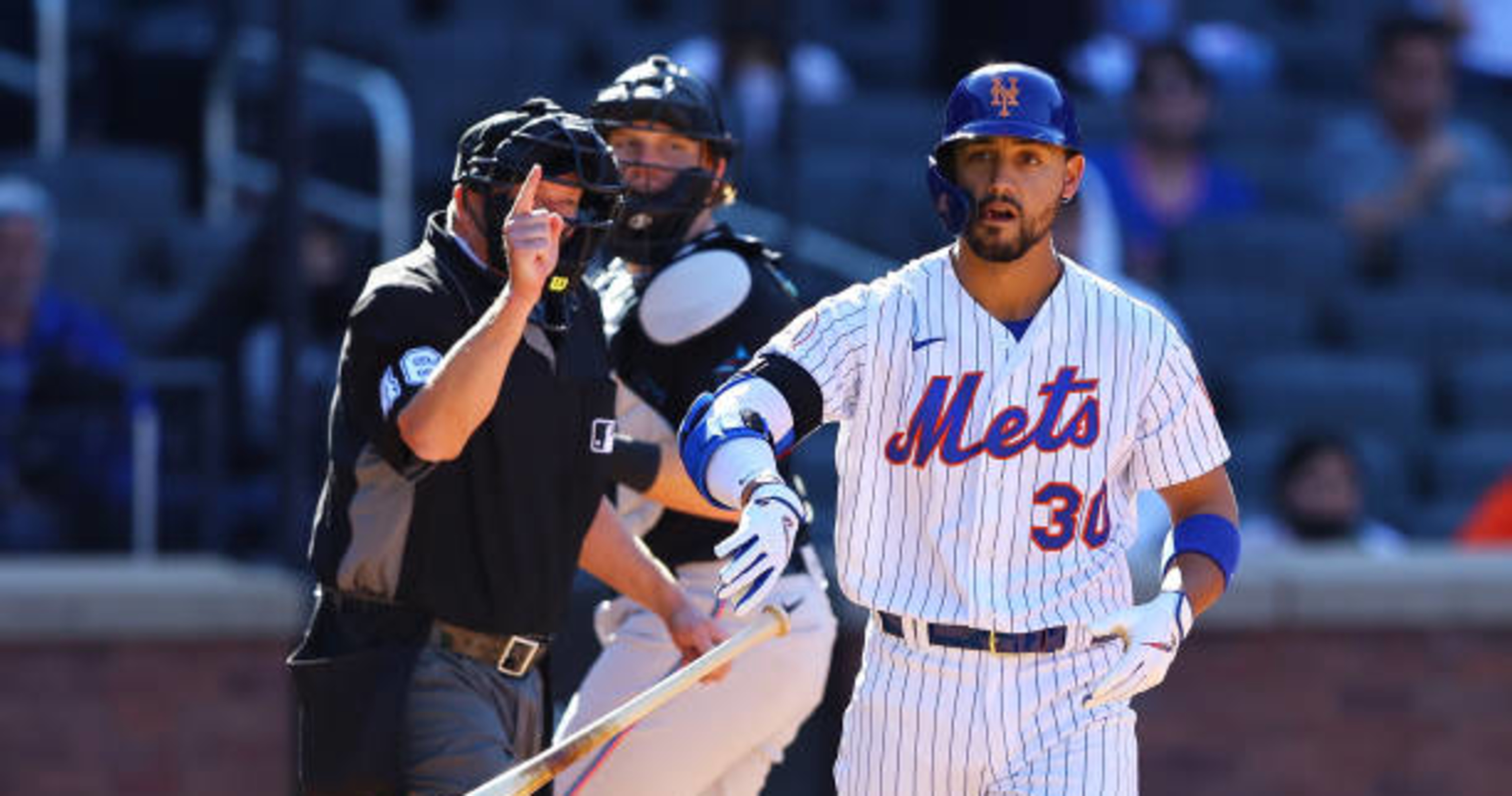 Michael Conforto's sacrifice fly in ninth gives Mets another walk