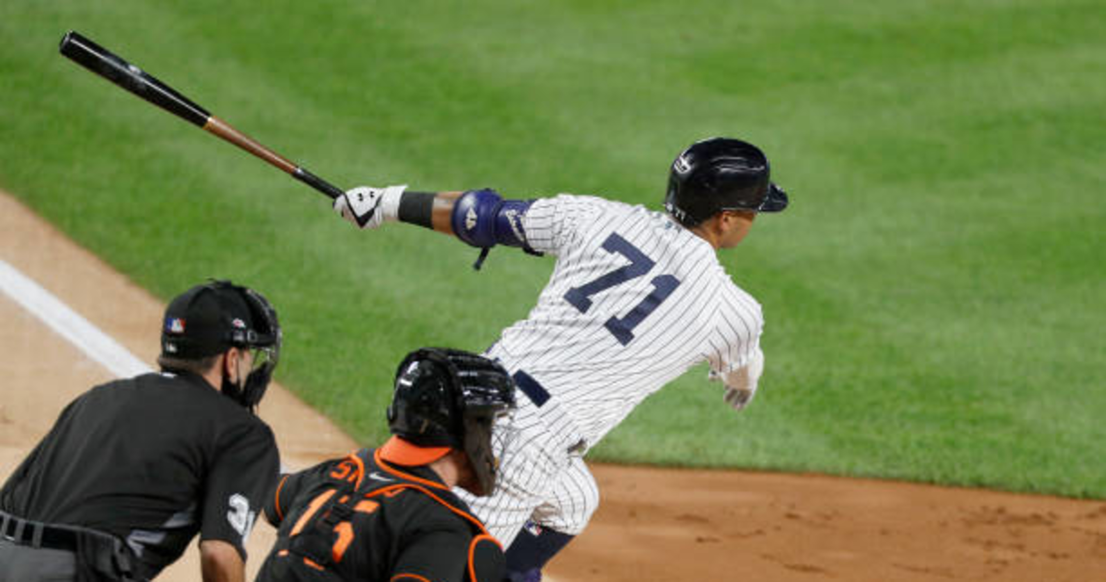 Giants acquire Thairo Estrada from Yankees to add shortstop depth at  alternate site