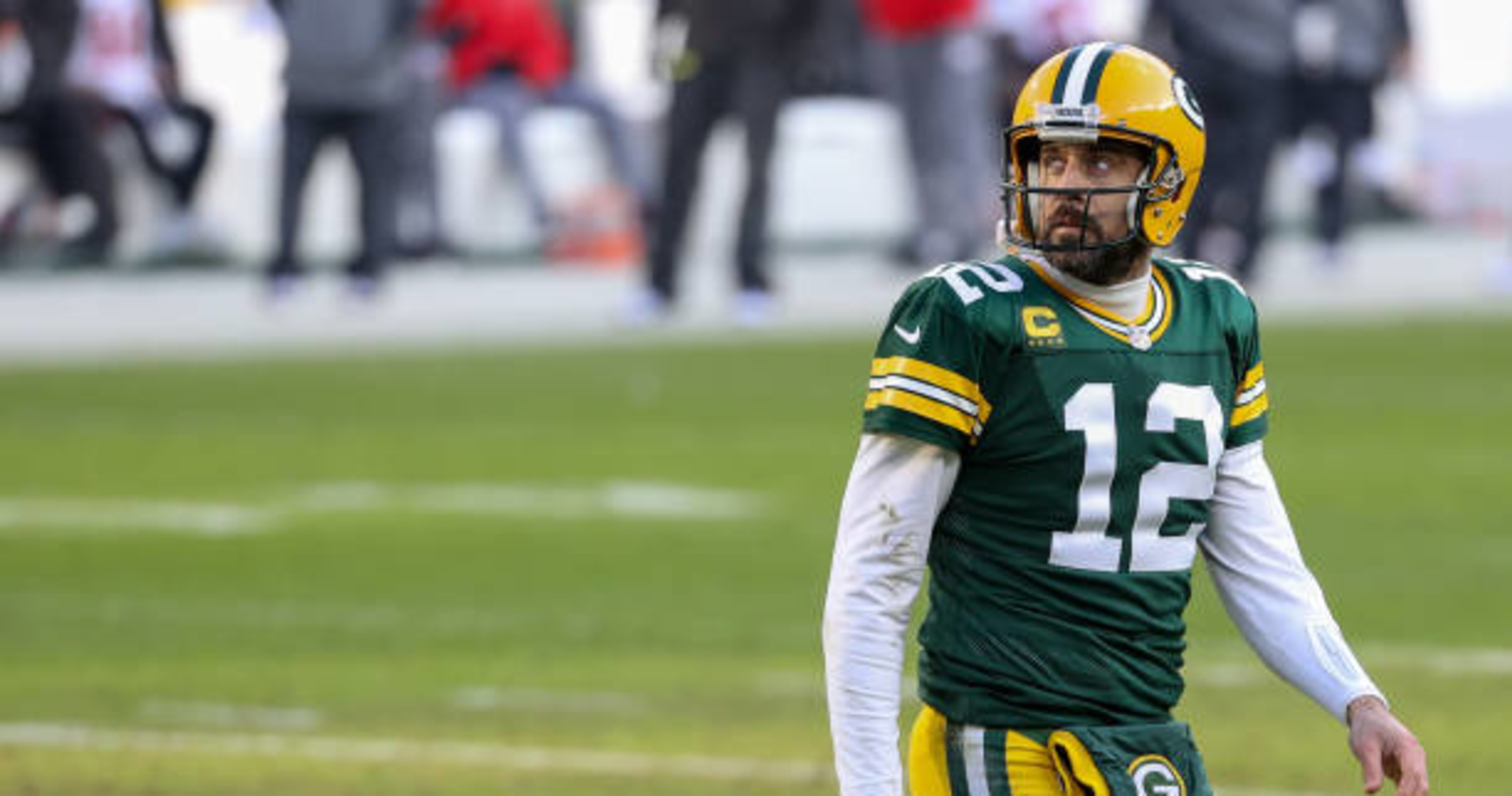 Green Bay Packers on X: .@AaronRodgers12 sets the #Packers all