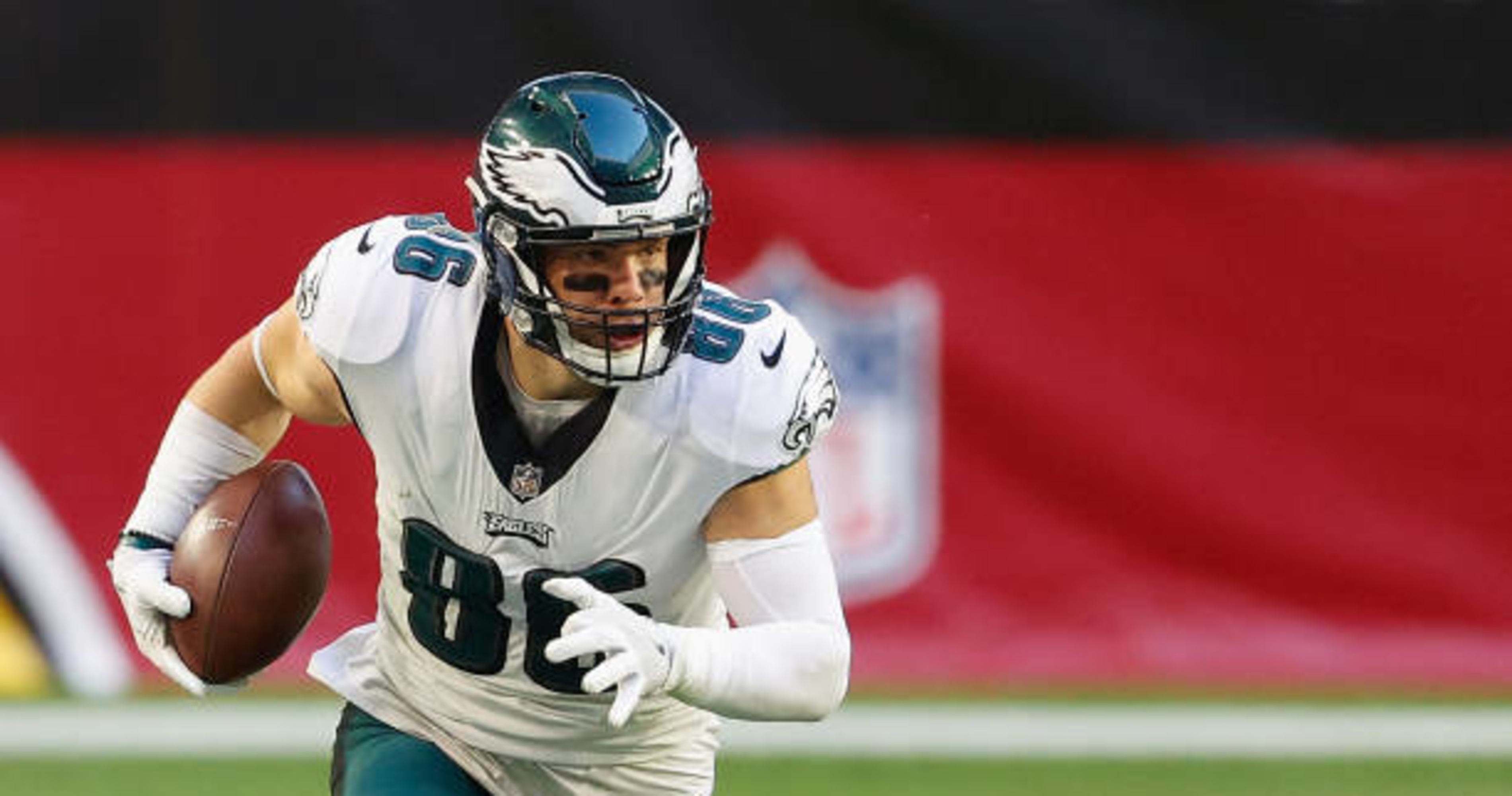 Zach Ertz Rumors 'Very Good Chance' Eagles TE Will Be Traded or