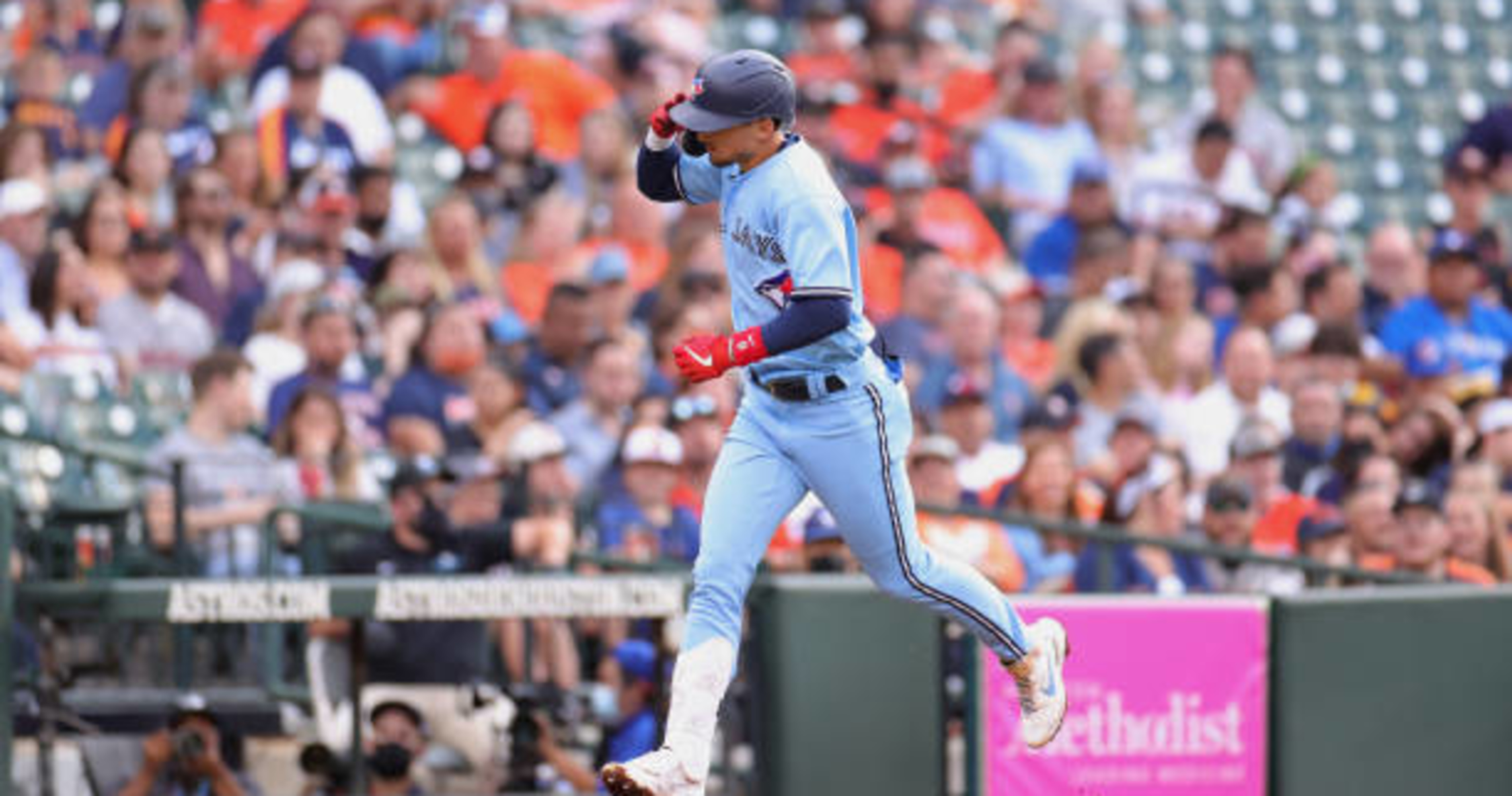 Astros are selling both Craig and Cavan Biggio jerseys at Minute