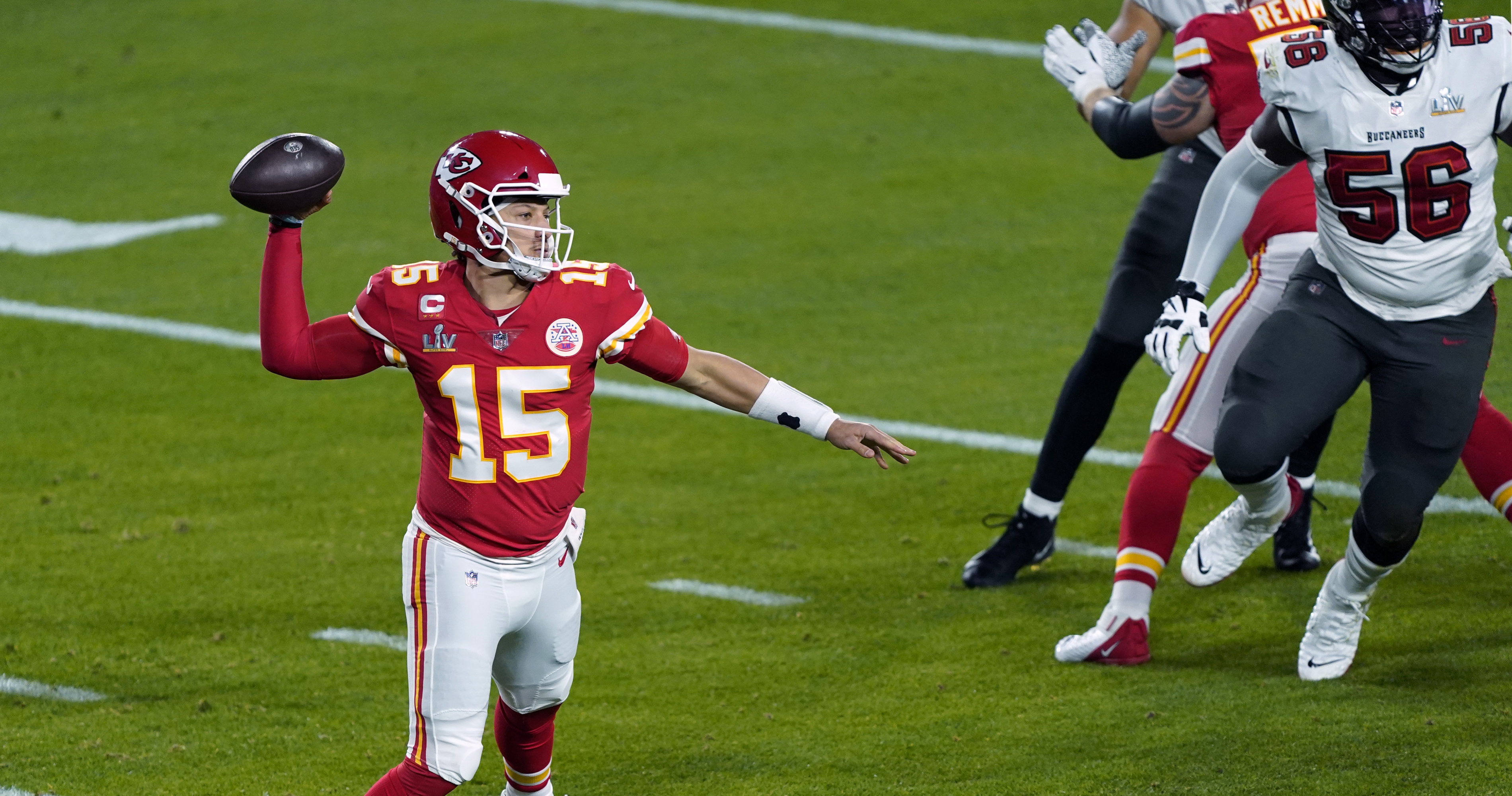 Patrick Mahomes' Autographed Rookie Card Sells for $4.3M, Breaks