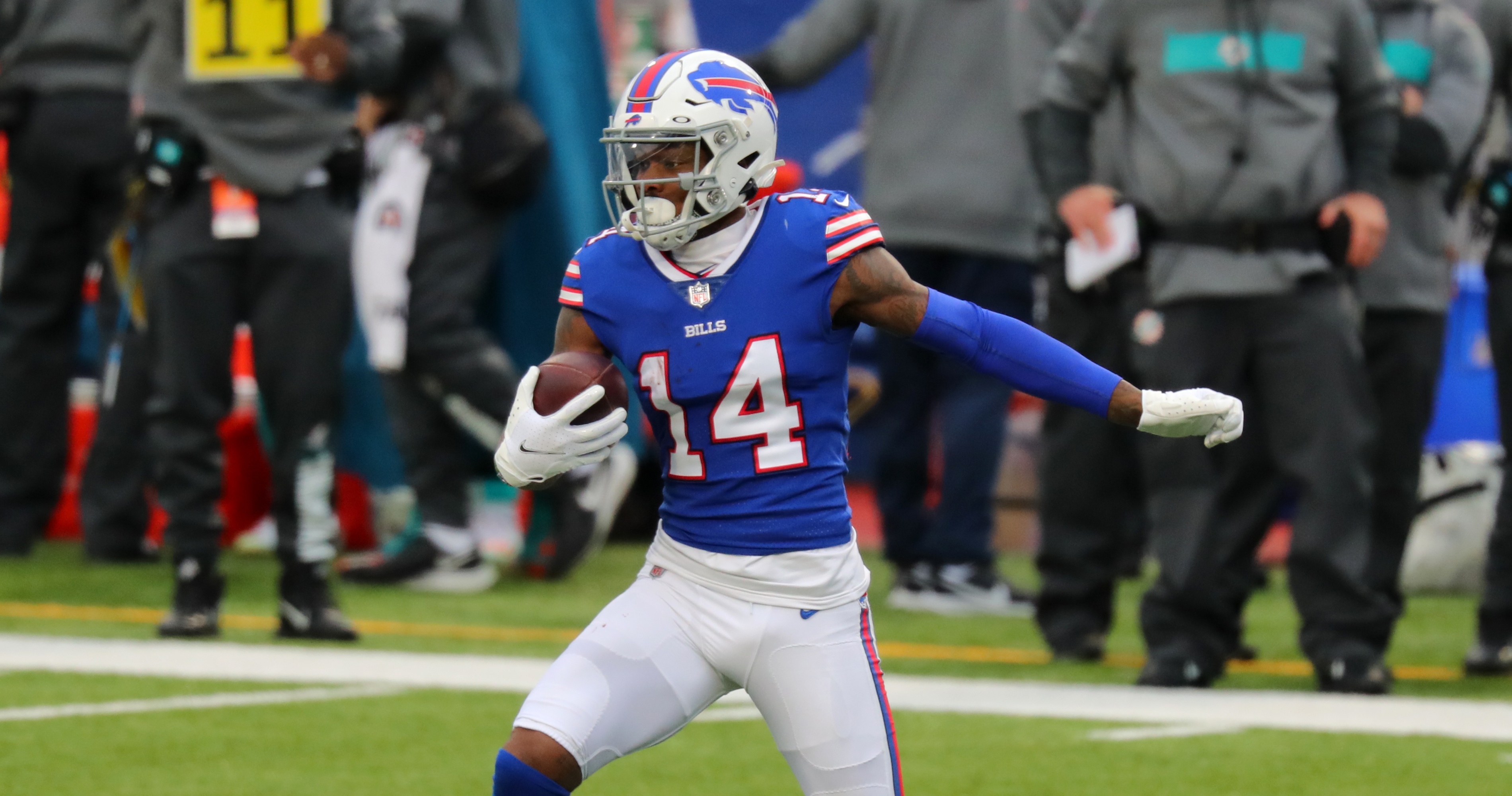 Bills' Stefon Diggs says he wants 'five Super Bowl rings' in interview with  hometown magazine