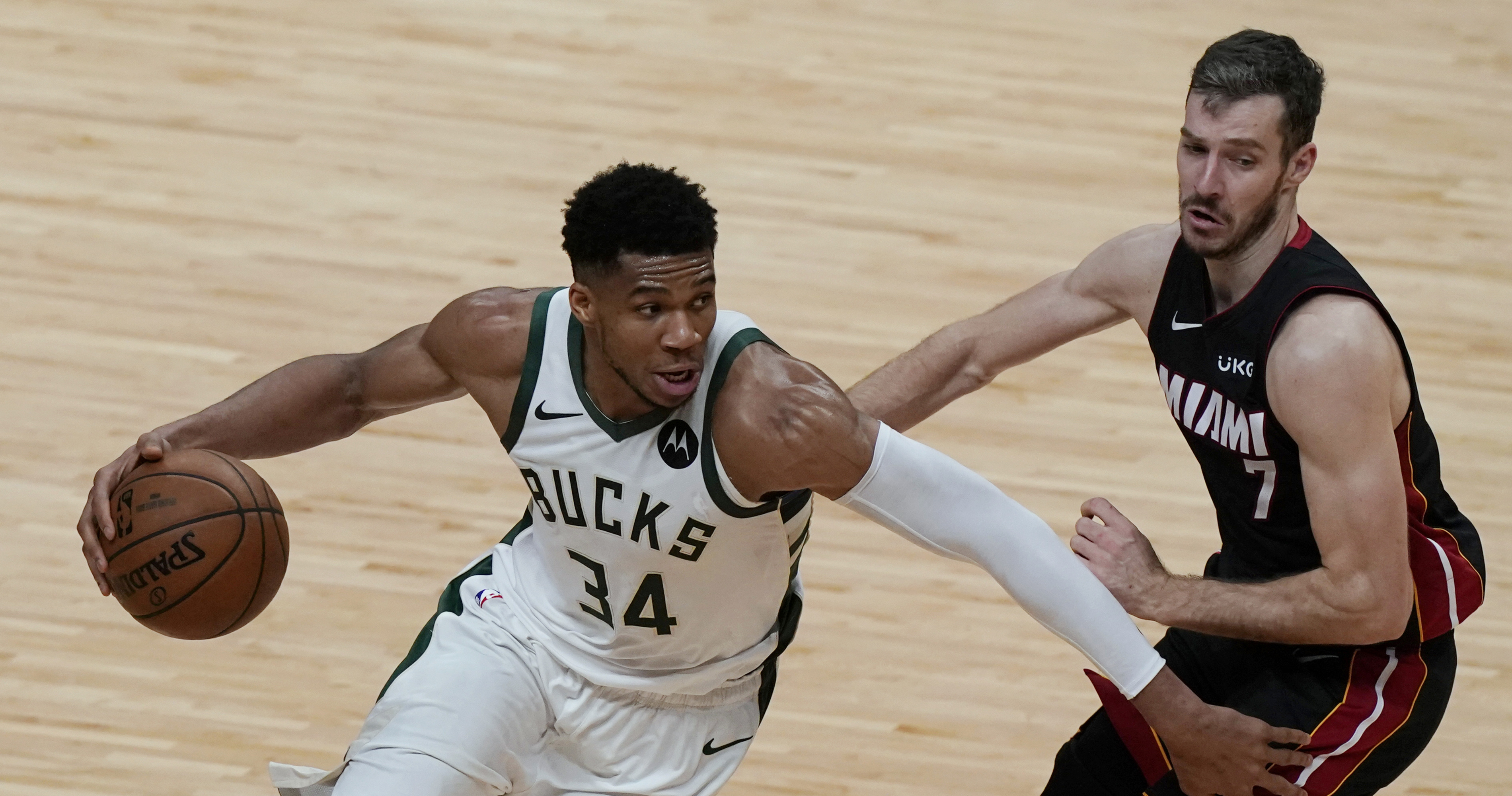Giannis After Bucks Game 3 Blowout Of Heat Our Job Is Not Done Here News Scores 