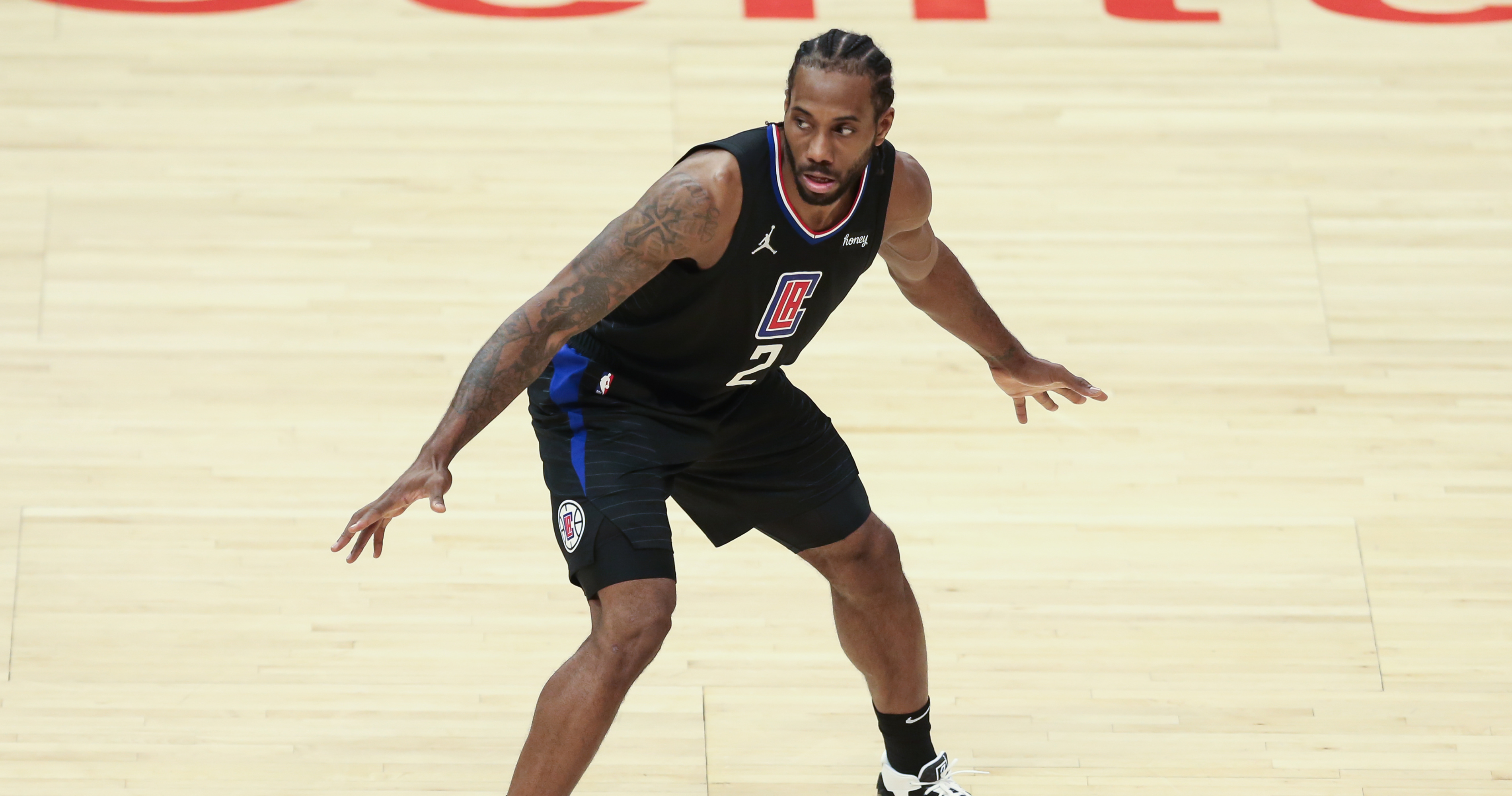 Clippers 'Being Optimistic' About Kawhi Leonard's Knee Injury, Ty Lue ...