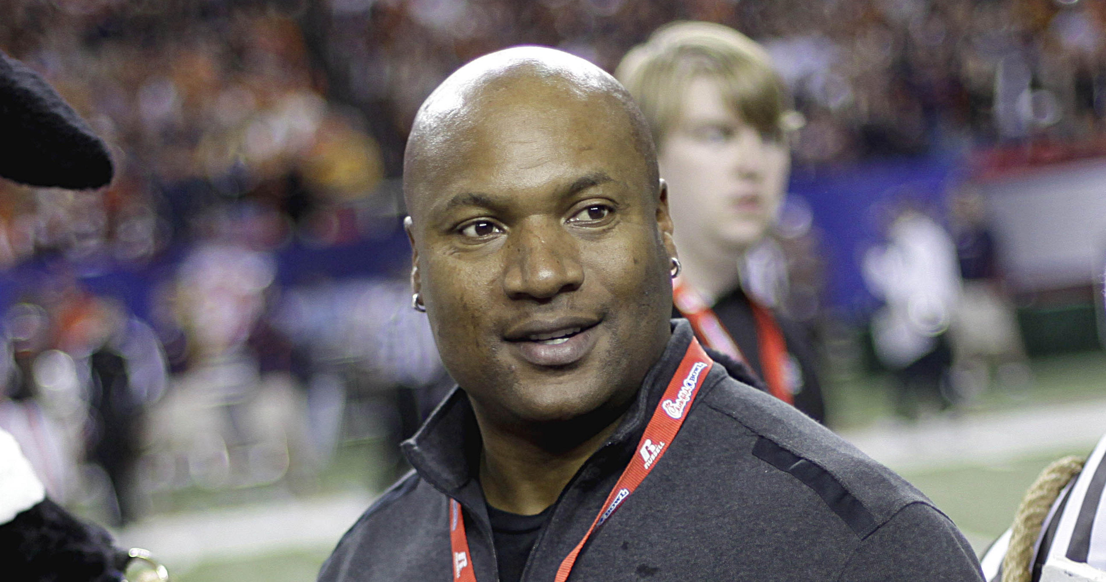 Bo Jackson supports Raiders' Carl Nassib, first openly gay NFL player