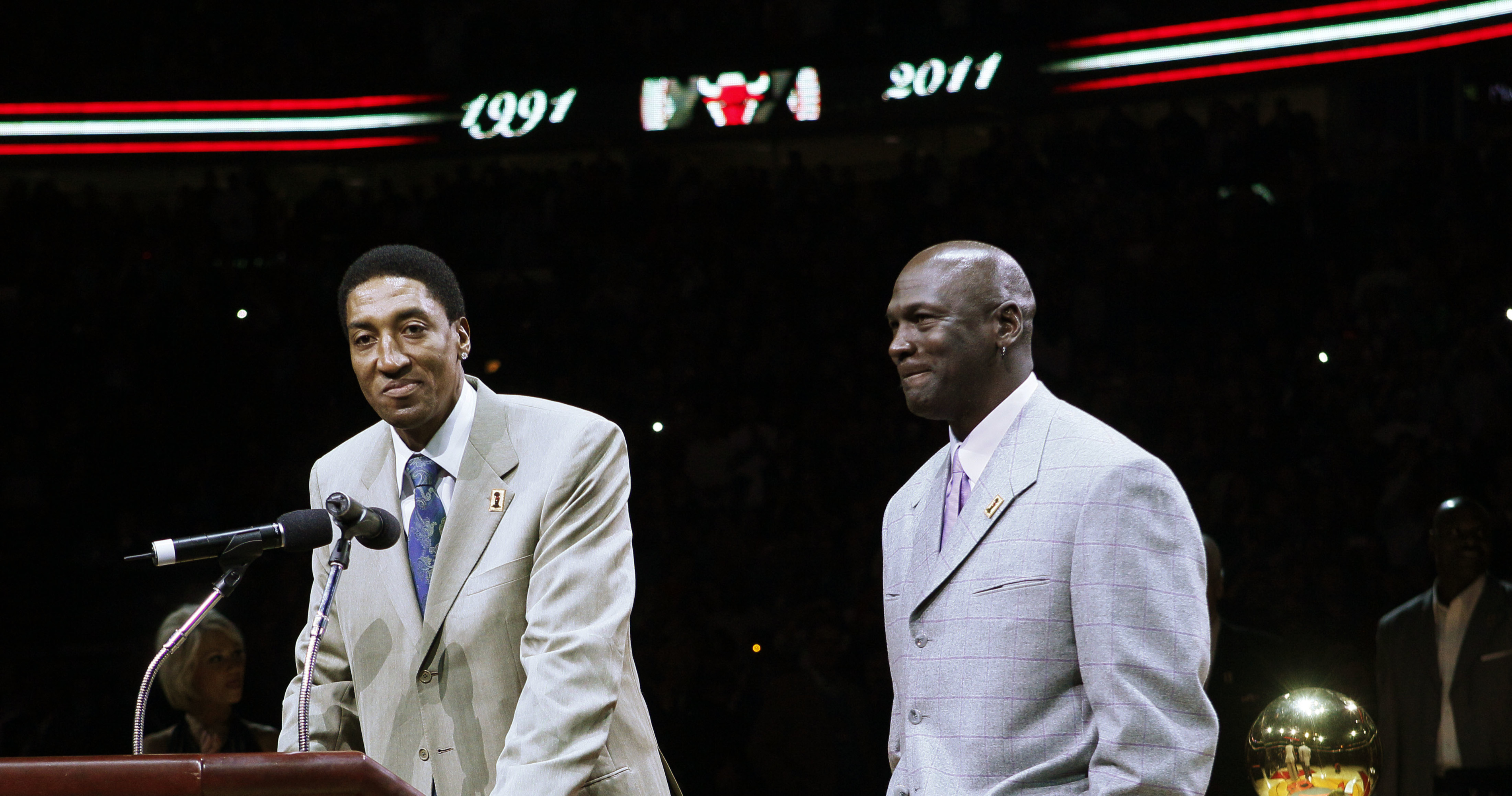 Scottie Pippen: Michael Jordan Made 'a Selfish Decision' Leaving Bulls ...