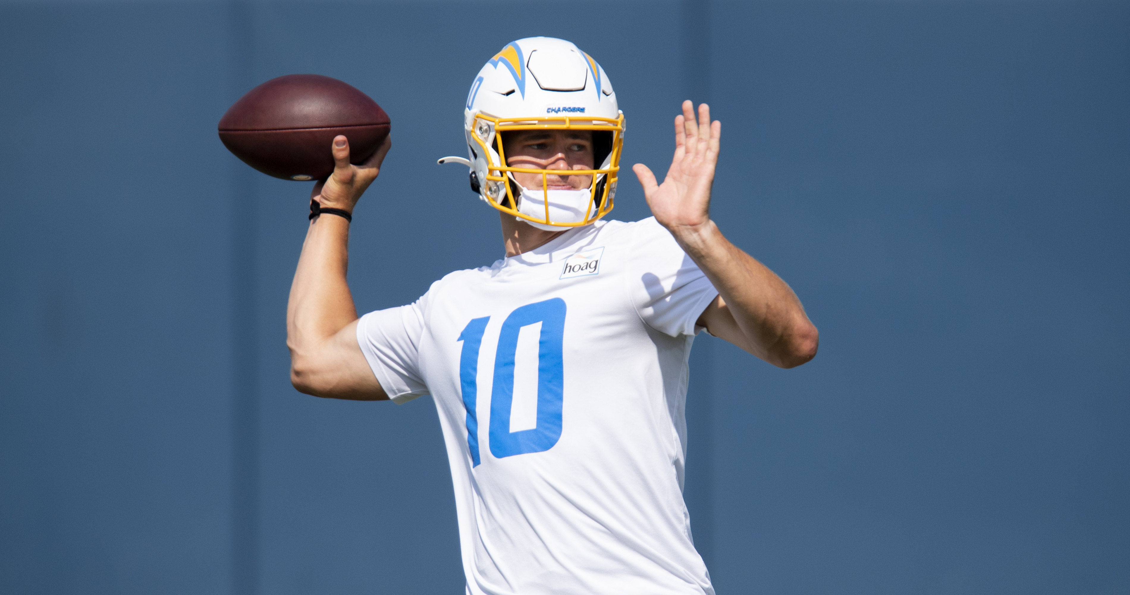 Chargers QB Justin Herbert intent on taking control of L.A. offense -  Wednesday, May 25, 2022 - CapperTek