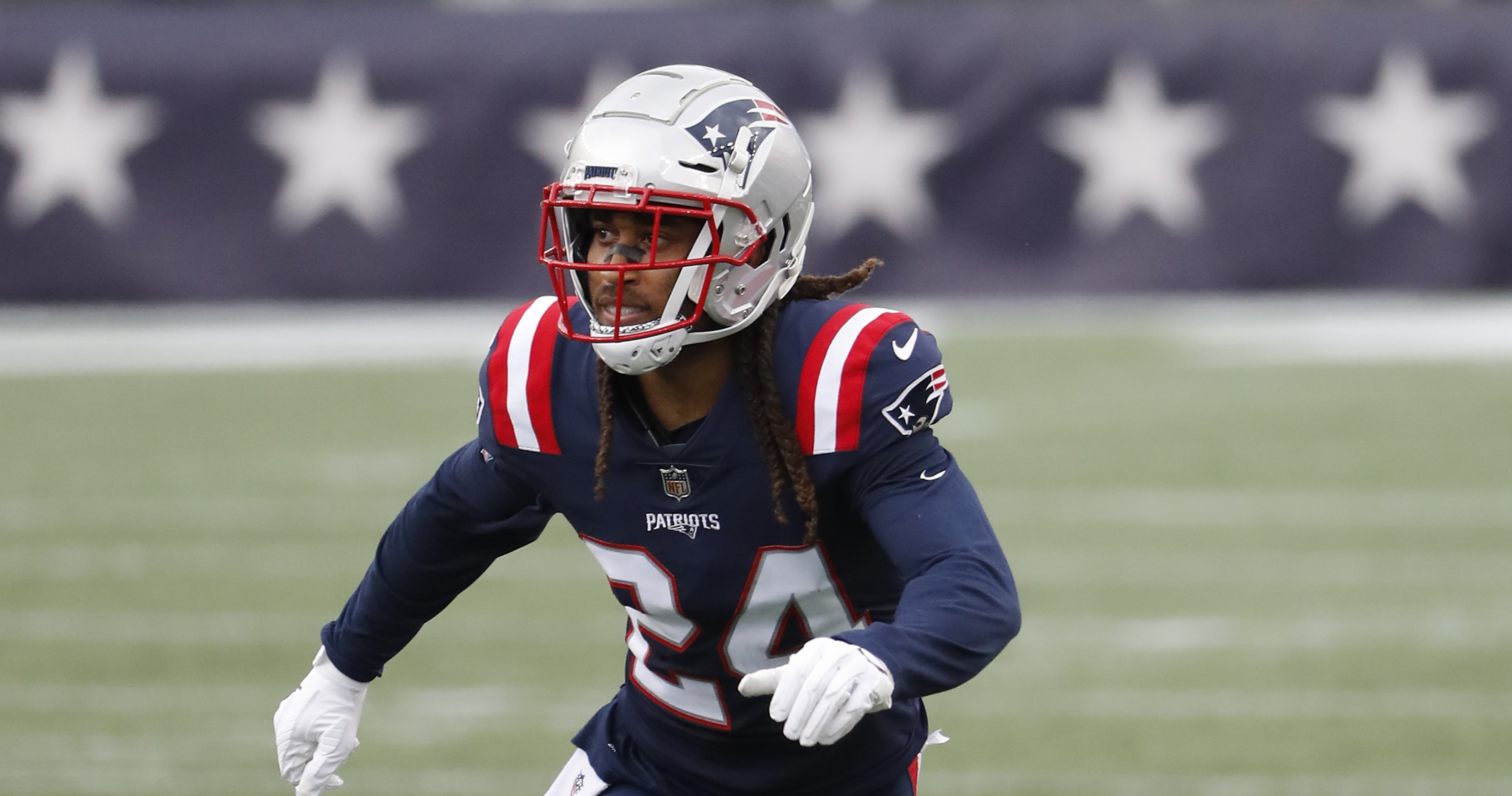 what should the Patriots do with Stephon Gilmore