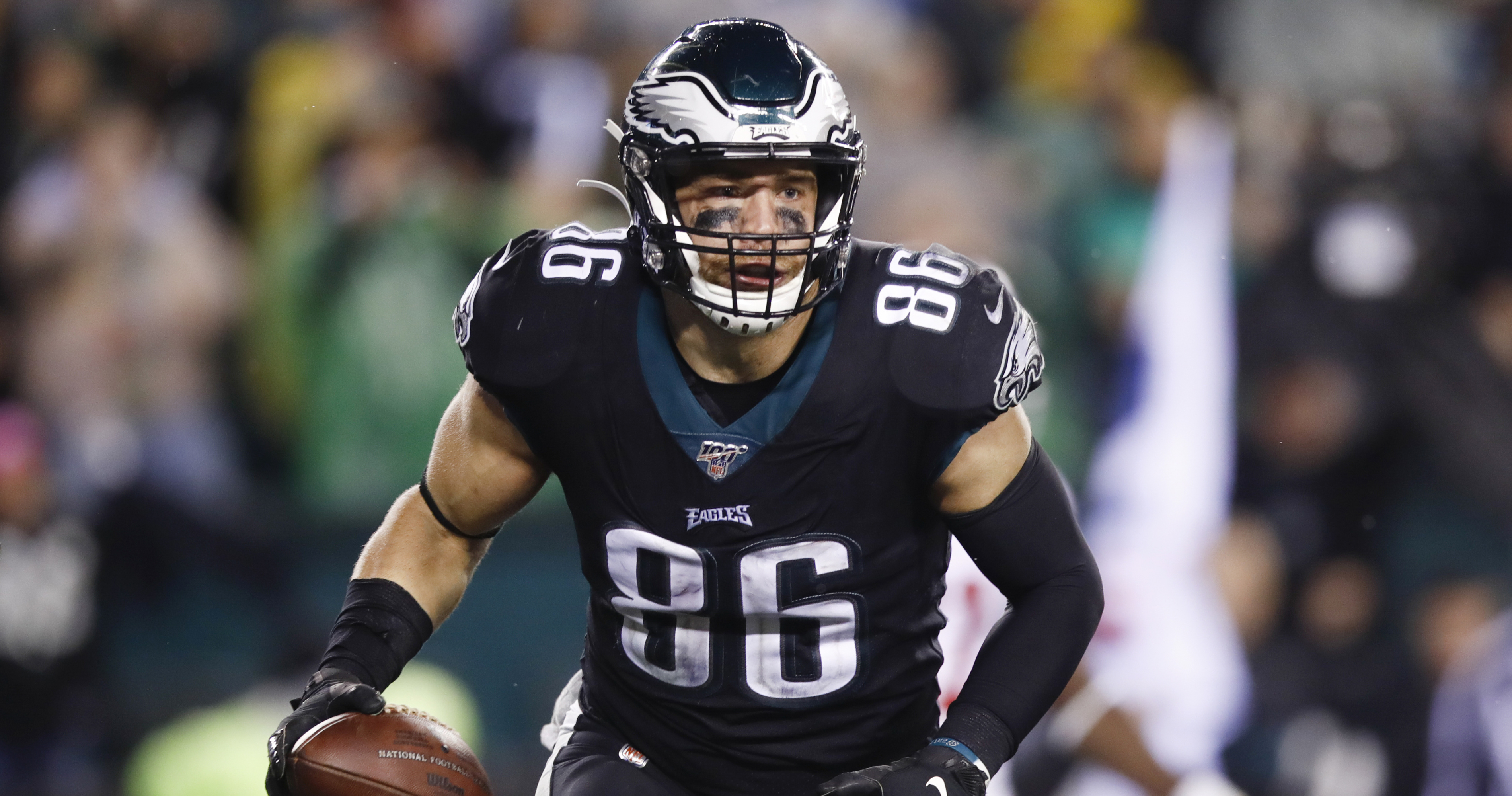 Eagles' Zach Ertz 'Probably Tired of the Bullcrap in Philly,' Says
