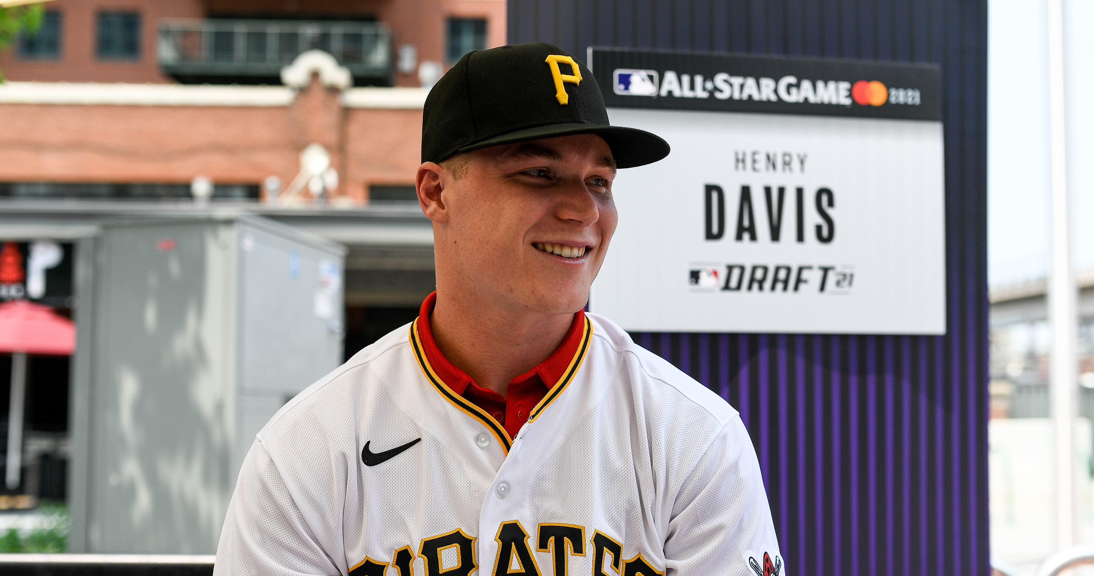 STATS Hosted Solution  News Story - Former top pick Henry Davis arrives in  Pittsburgh eager to help after sprint through the minors - MLB - Baseball