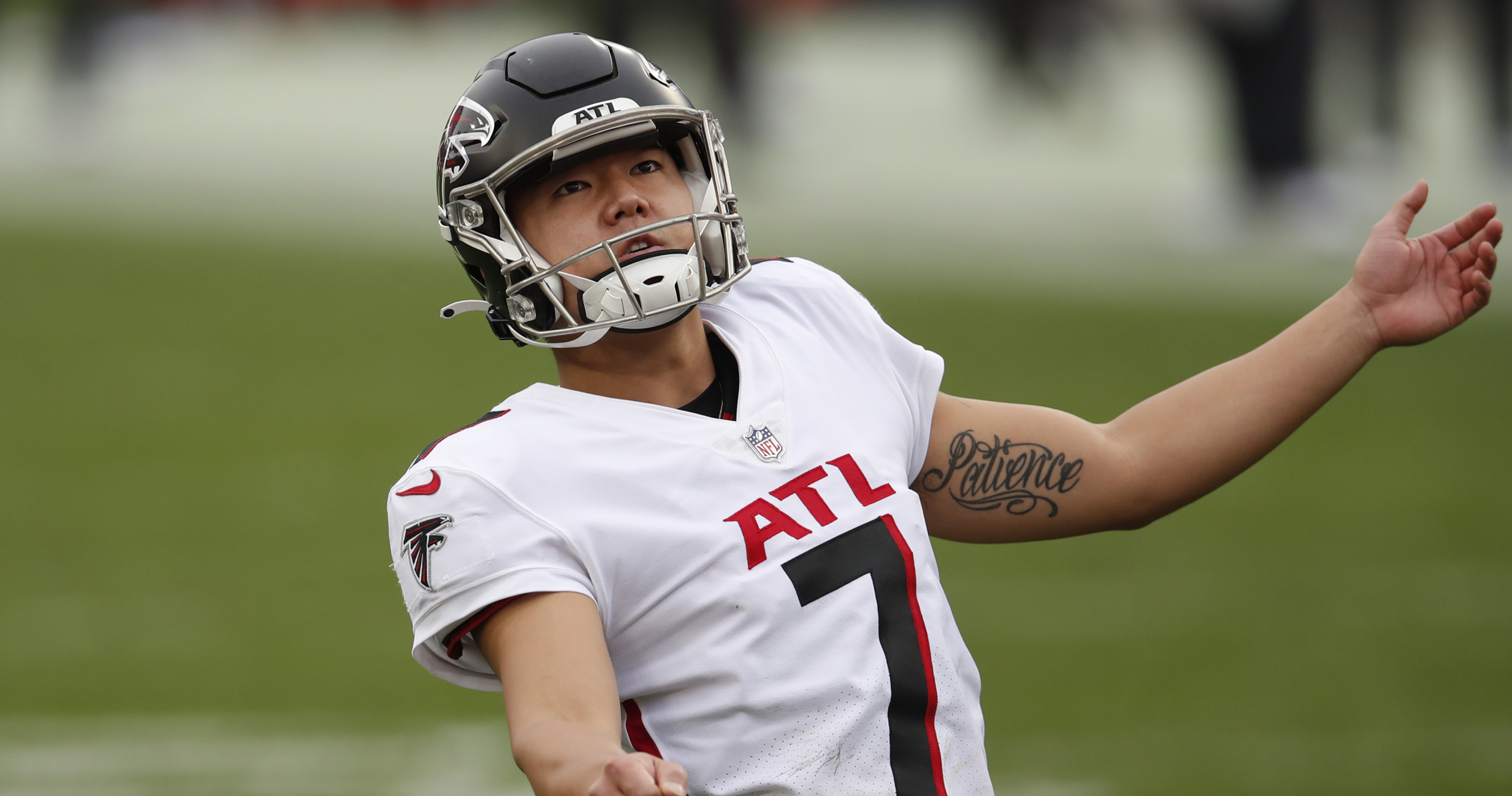 Pro Bowl kicker Younghoe Koo's vehicle stolen, just wants his