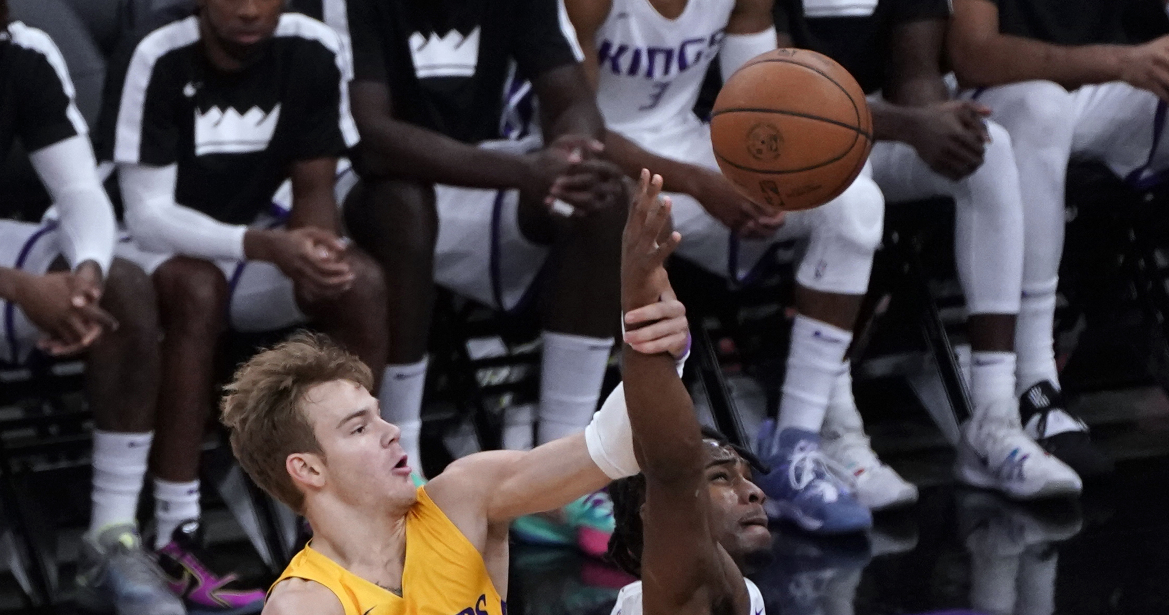 Mac McClung, Lakers Bounce Back With Win vs. Davion Mitchell, Kings in