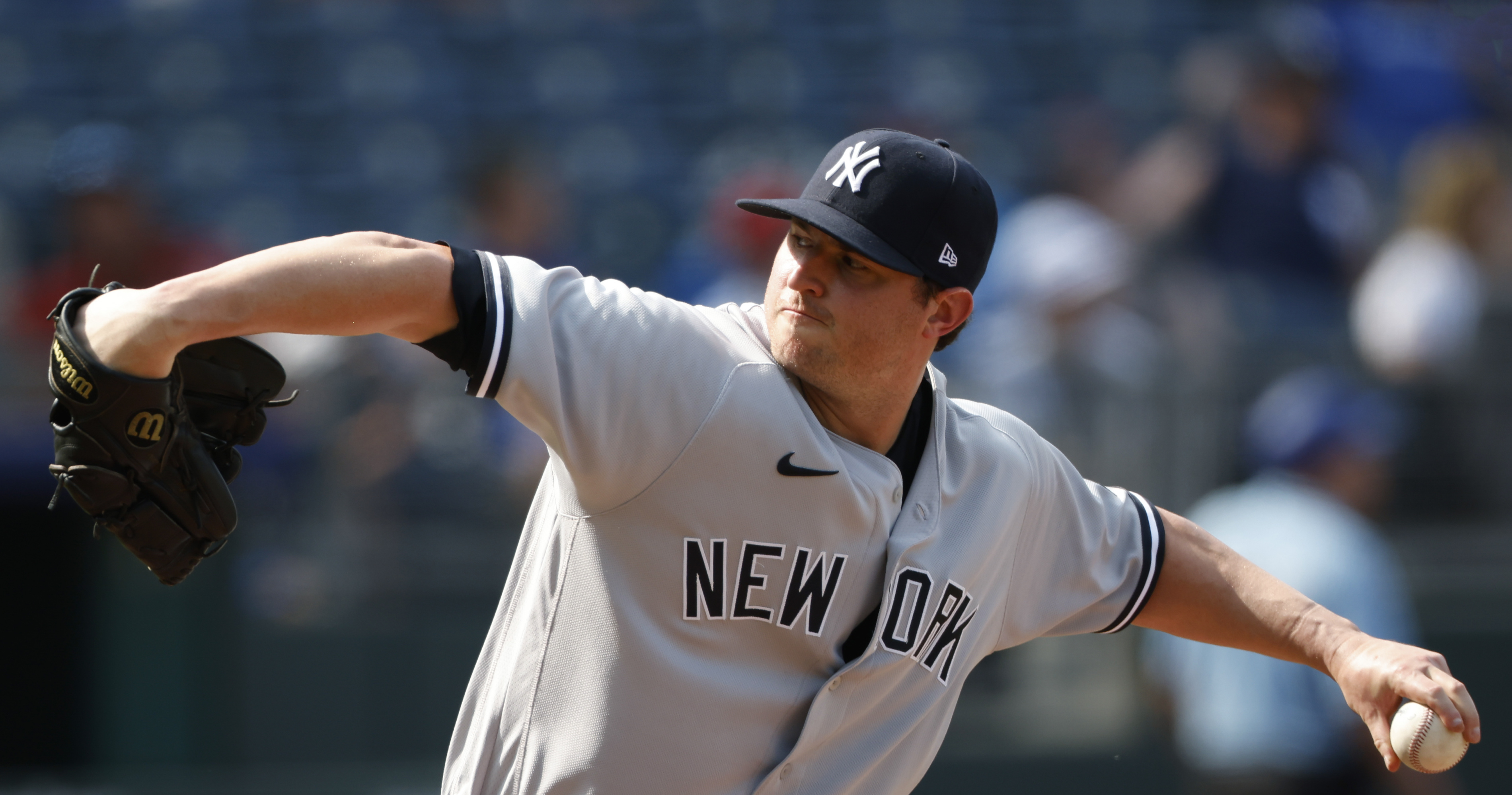 New York Yankees place RP Zack Britton back on injured list