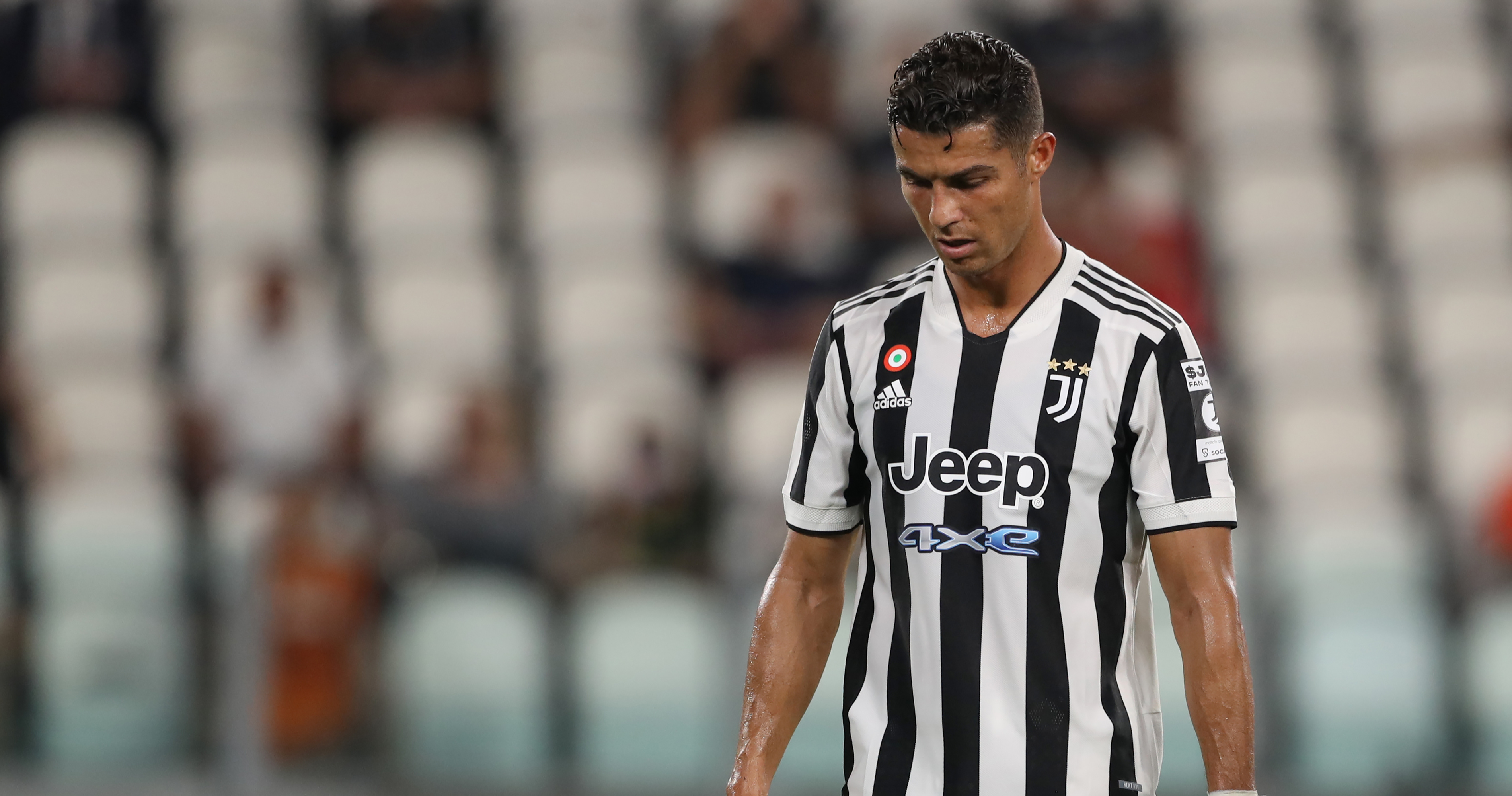 Around Turin - Cristiano Ronaldo in Juventus leaked third kit 