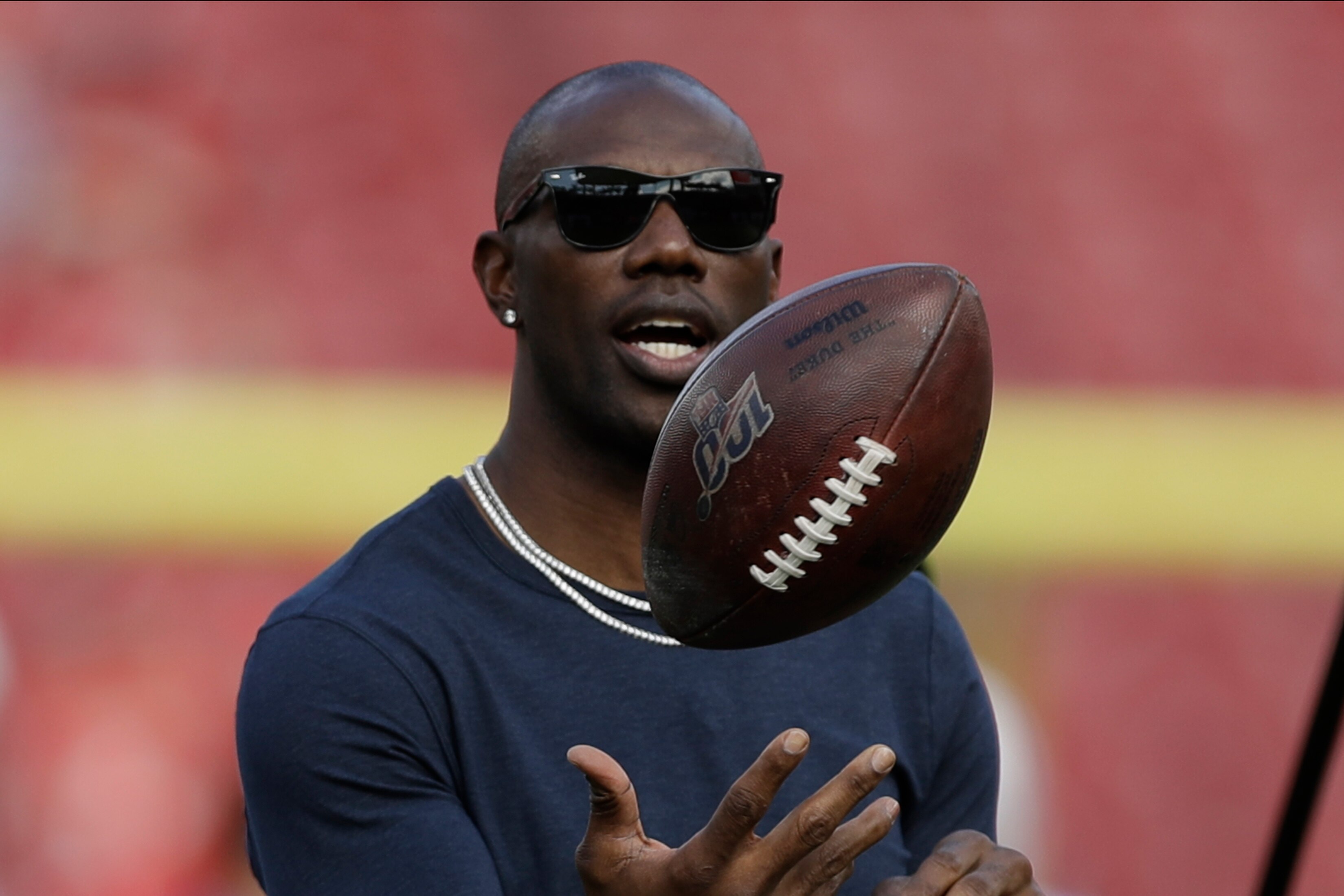 Terrell Owens Has 'No Doubt' He Can Still Play in NFL at Age 47 'I'm