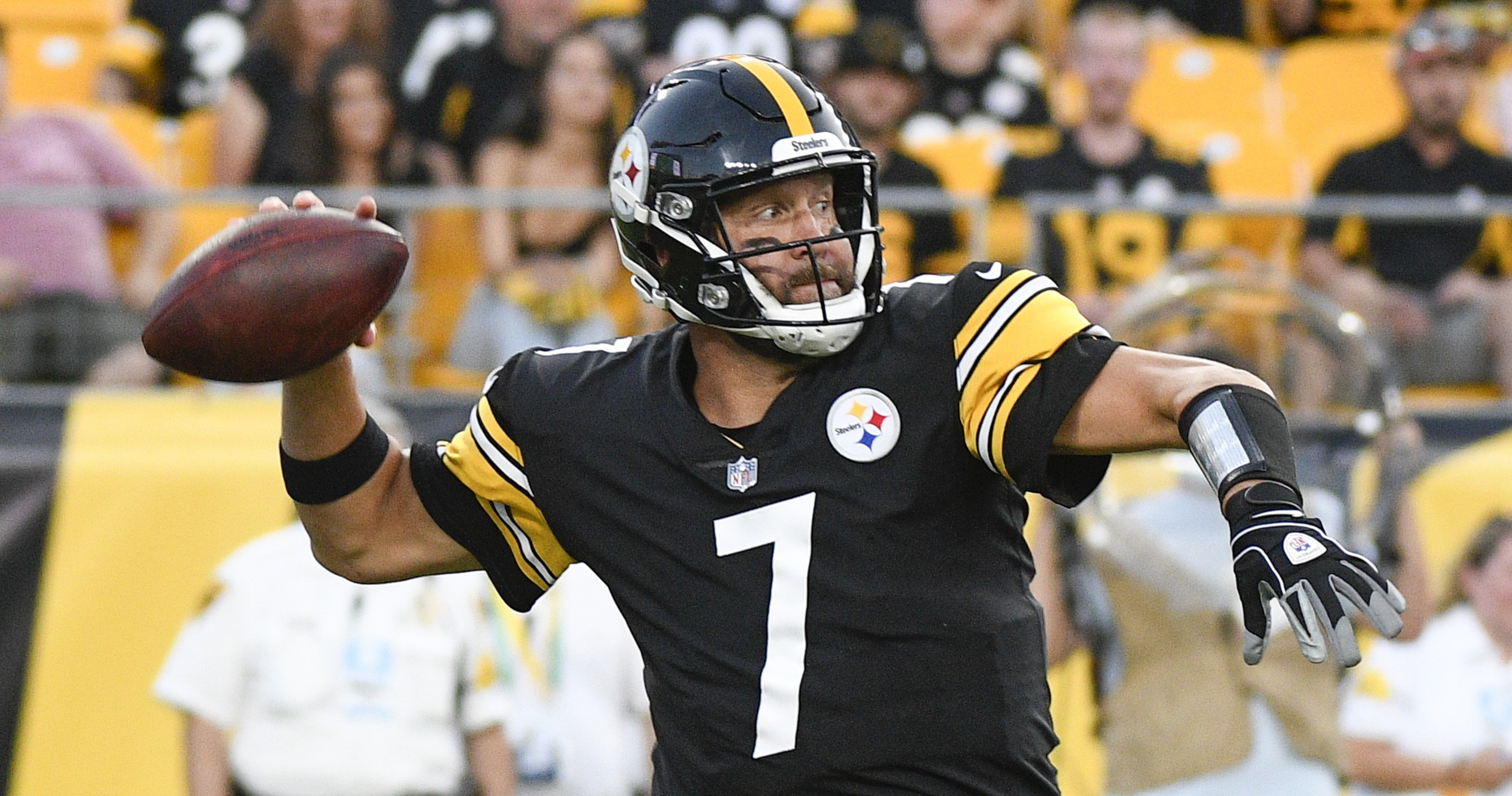 Ben Roethlisberger will face Bengals; Diontae Johnson will not