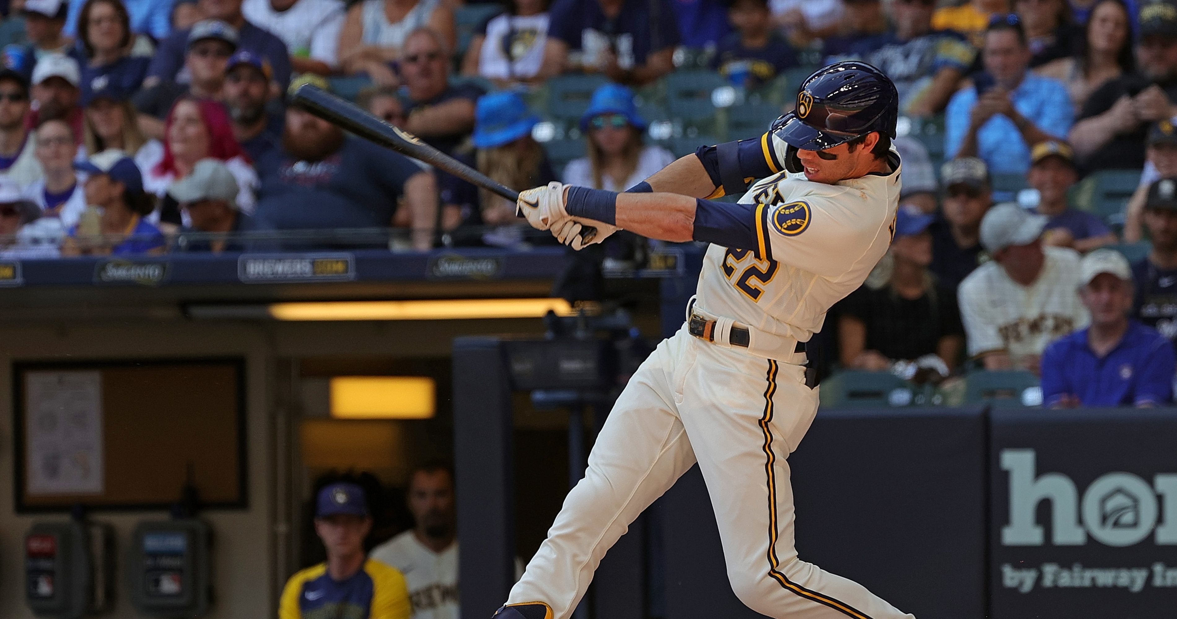 Christian Yelich is giving away 10K tickets to Brewers fans for