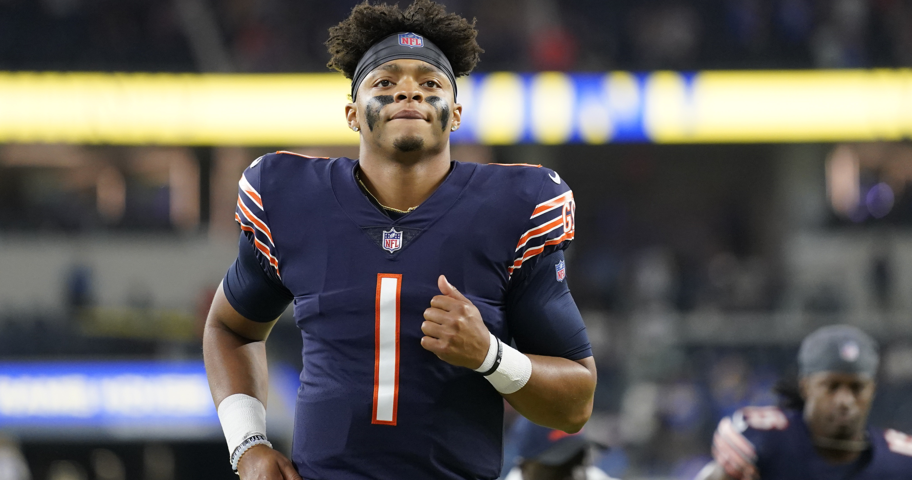 On a Record Breaking Night, New Bears QB Justin Fields Was the #2 Best  Selling Jersey in the Country - Bleacher Nation