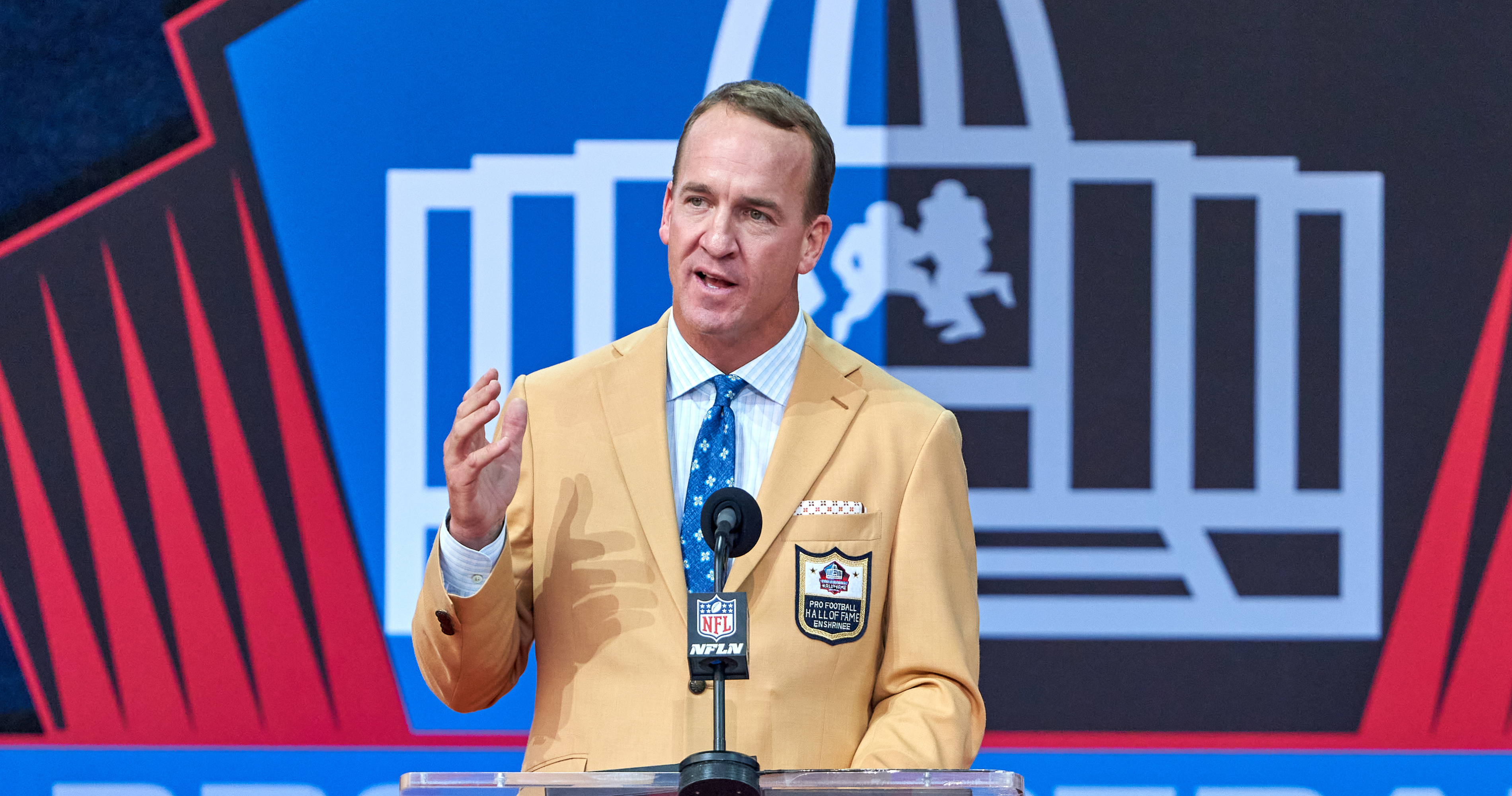 Peyton Manning would do the same play 18-20 times NFL legend had a  ruthless drive for perfectionism practicing the same 5 and out play in high  school - The SportsRush