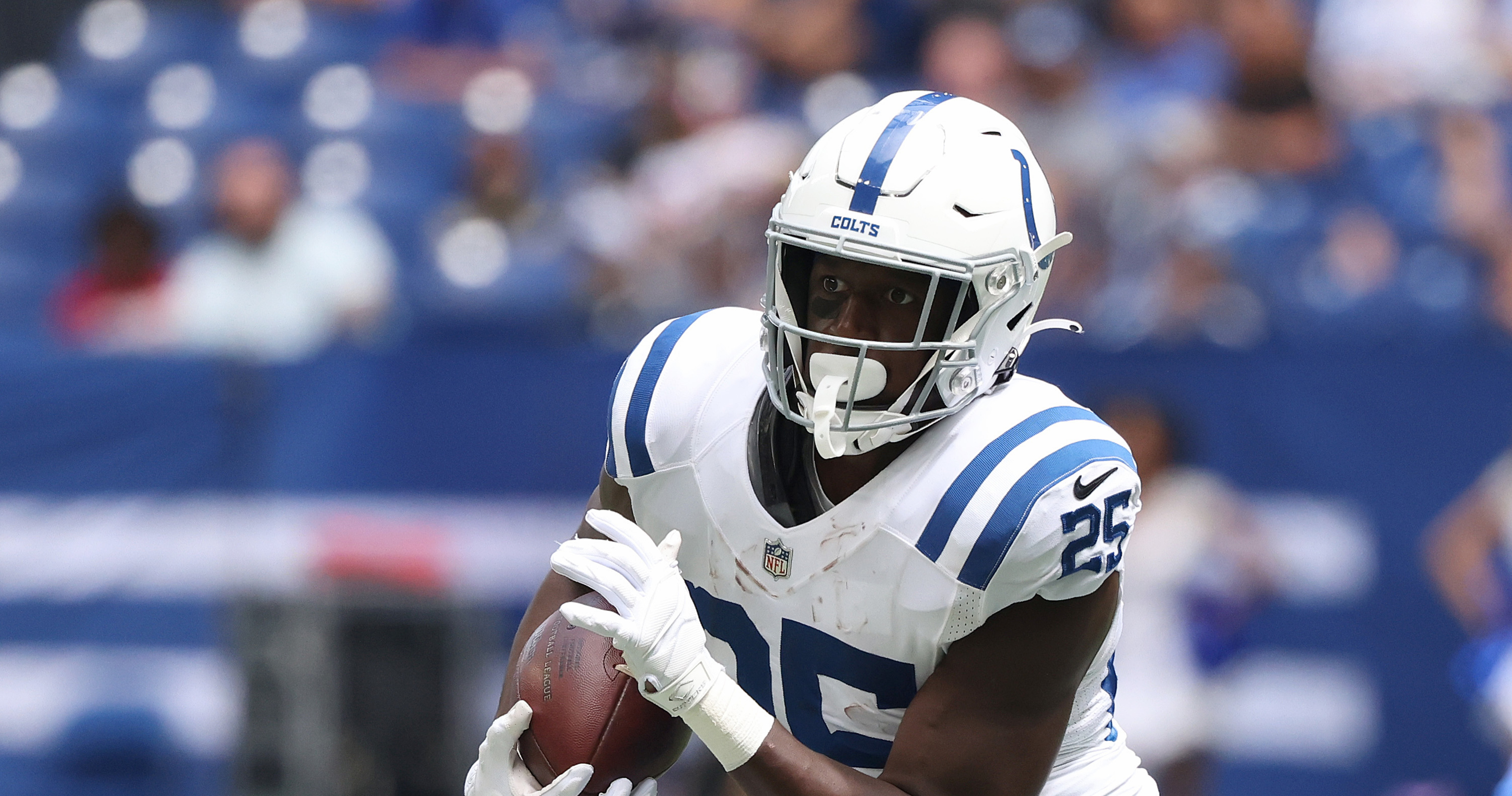 Marlon Mack rumors: Free agent RB to re-sign with Colts, per