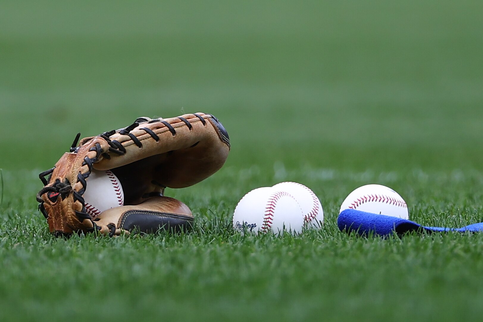 [Letter3 5] Bentonville Baseball Player Dies - rhfaojr