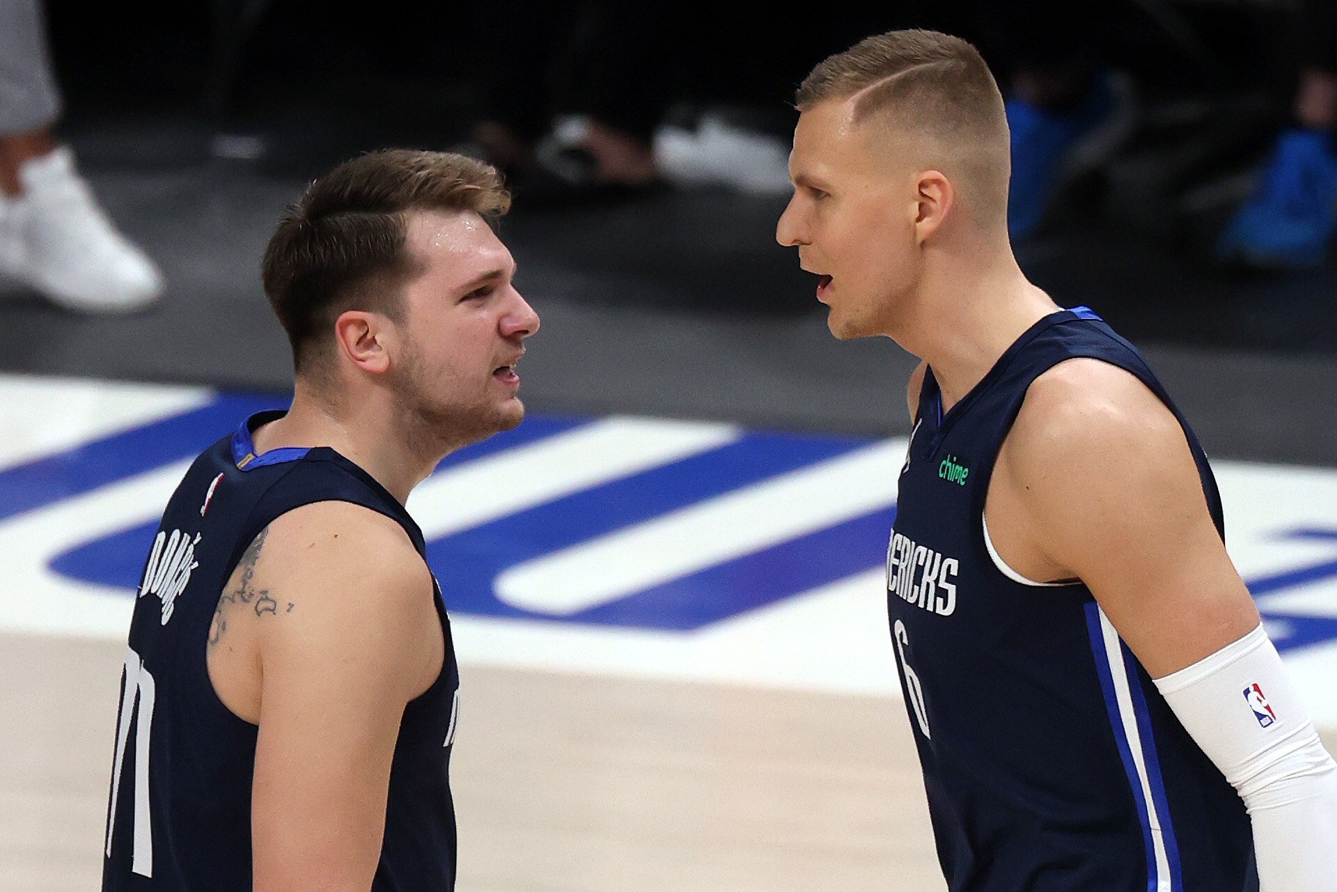 Luka Doncic Kristaps Porzingis Feud Rumors Called Fake News By Mavs Jason Kidd News 