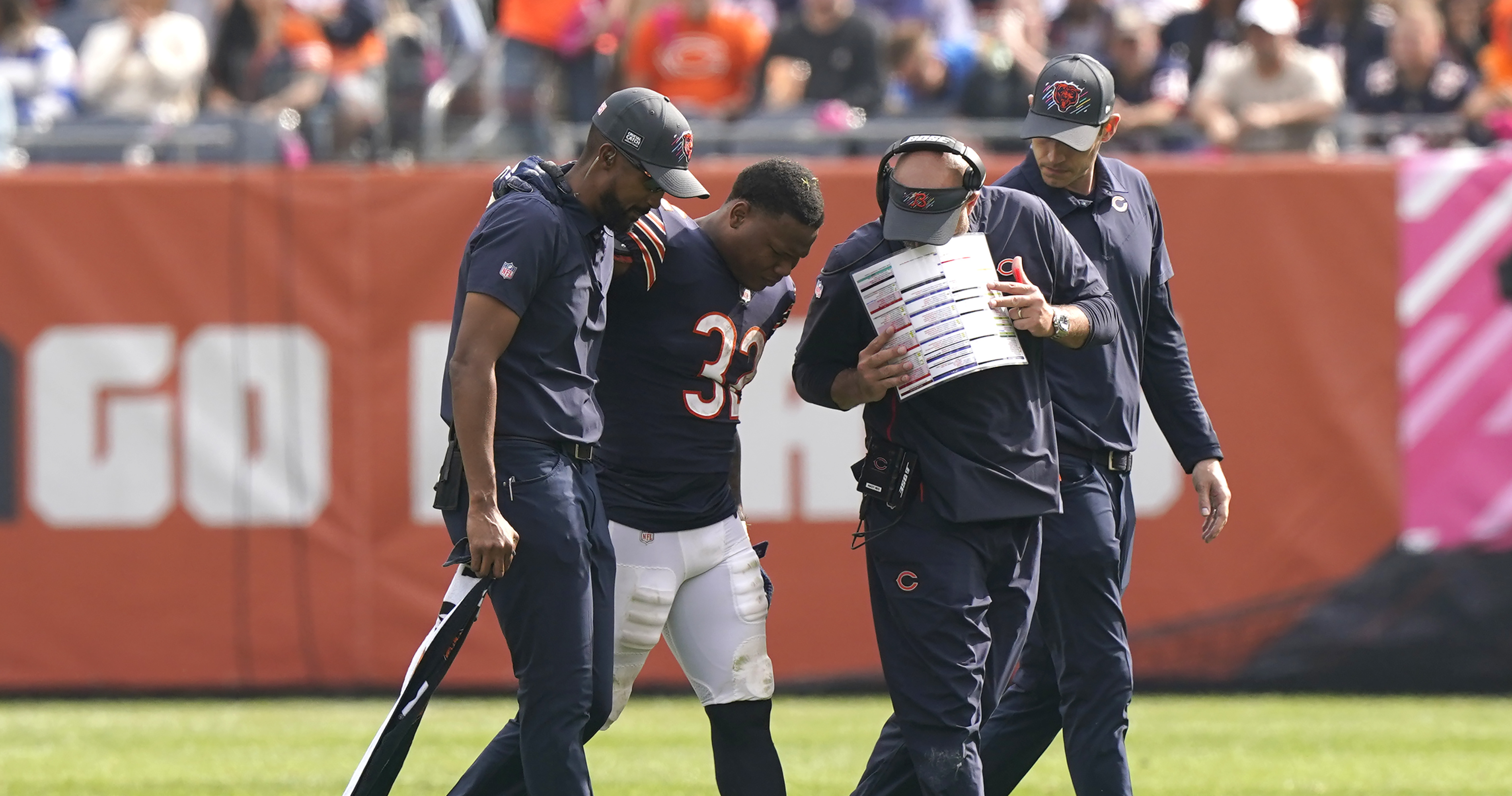 Bears' David Montgomery Placed On IR With Knee Injury, Will Miss At ...