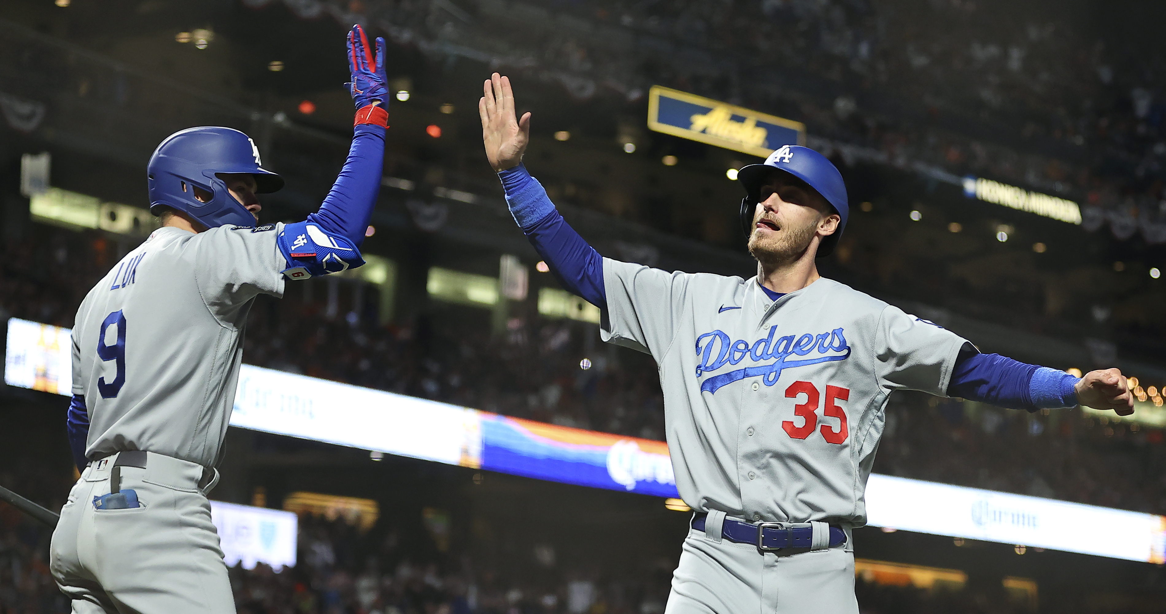 Chris Taylor, Dodgers Reportedly Agree to 4-Year, $60M Contract in MLB Free  Agency, News, Scores, Highlights, Stats, and Rumors