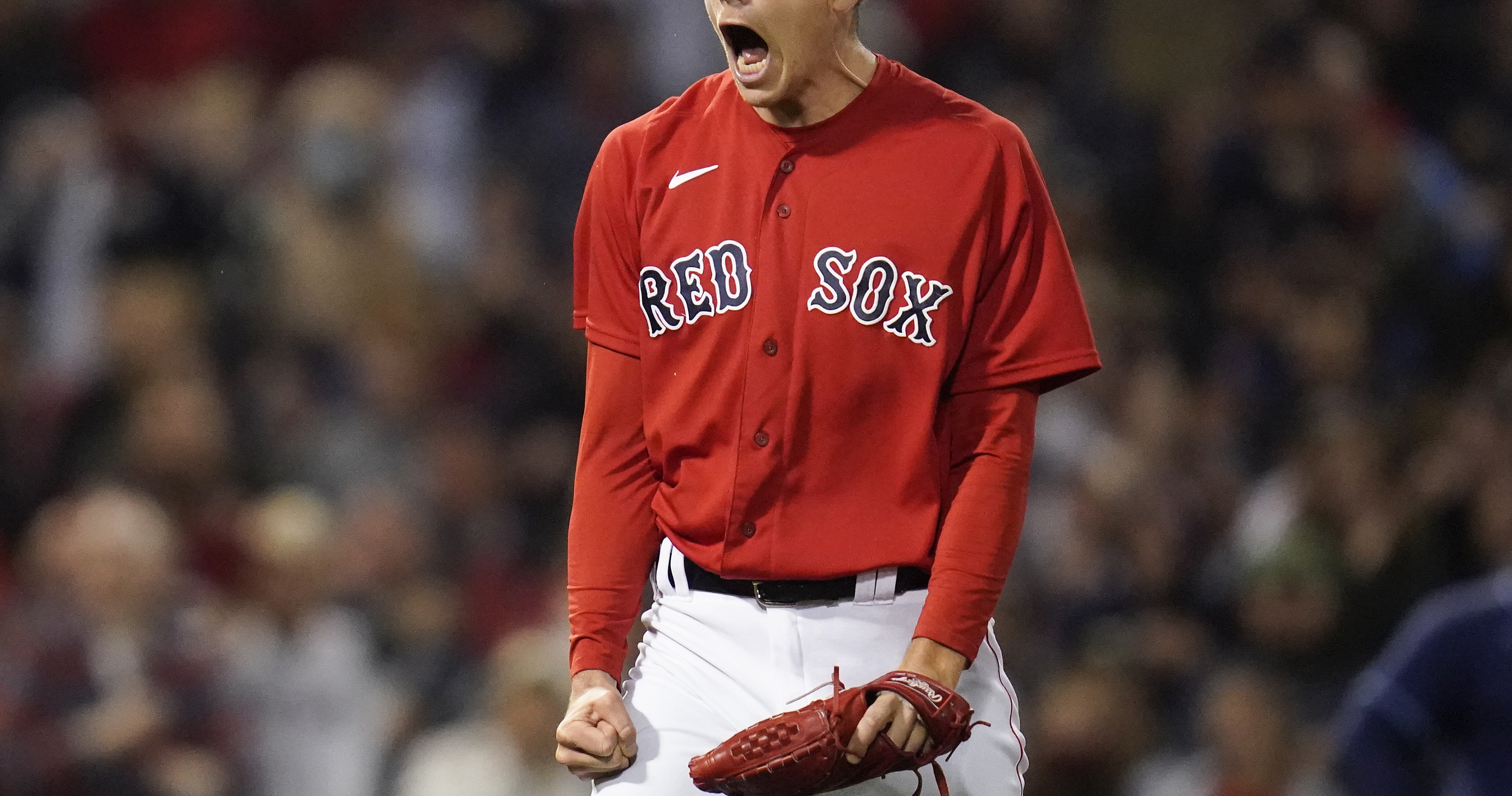 Christian Vázquez walks it off for Red Sox in 6-4 win in 13