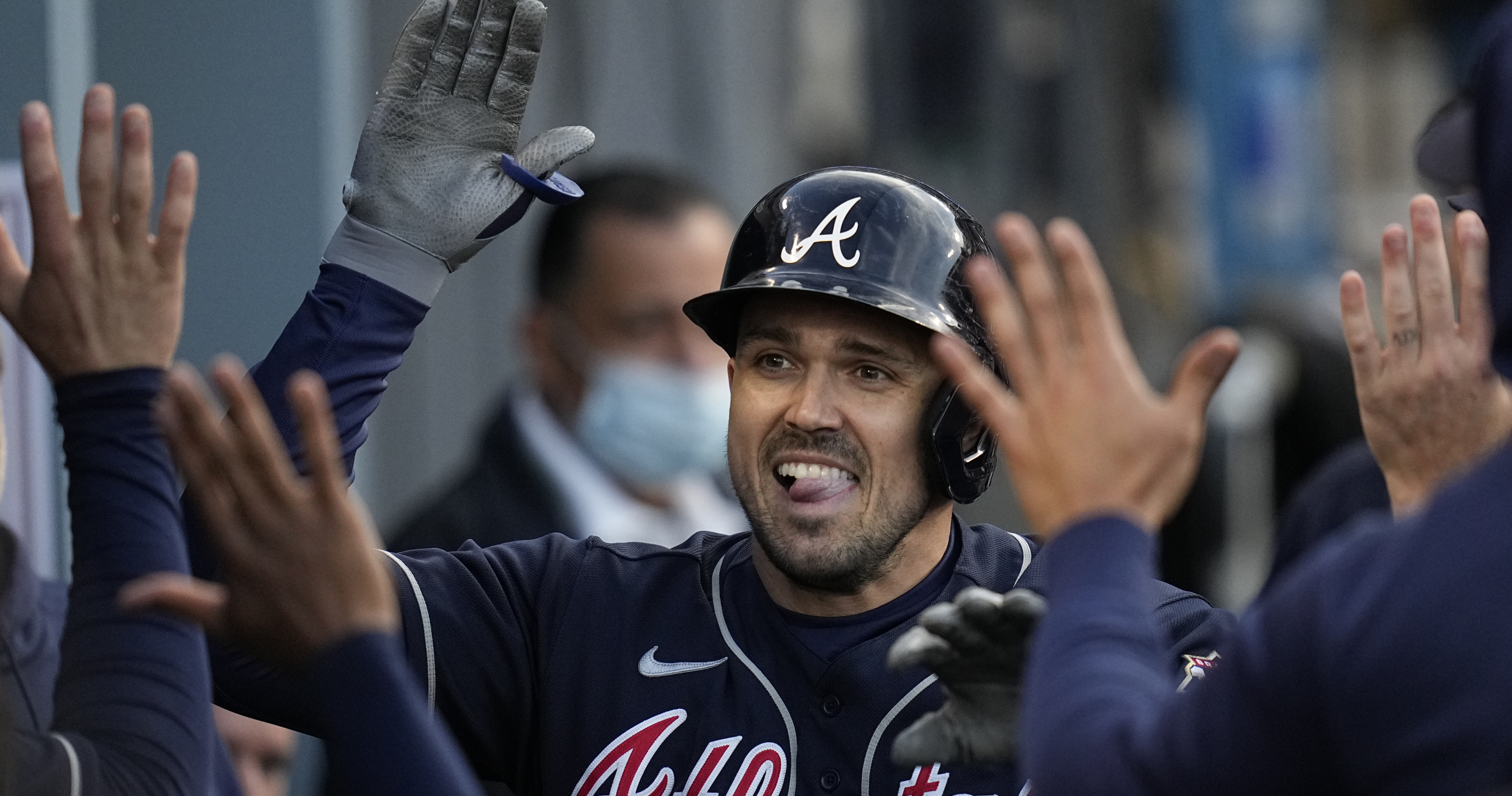 NLCS: Eddie Rosario Leads Atlanta Past Los Angeles Dodgers - The